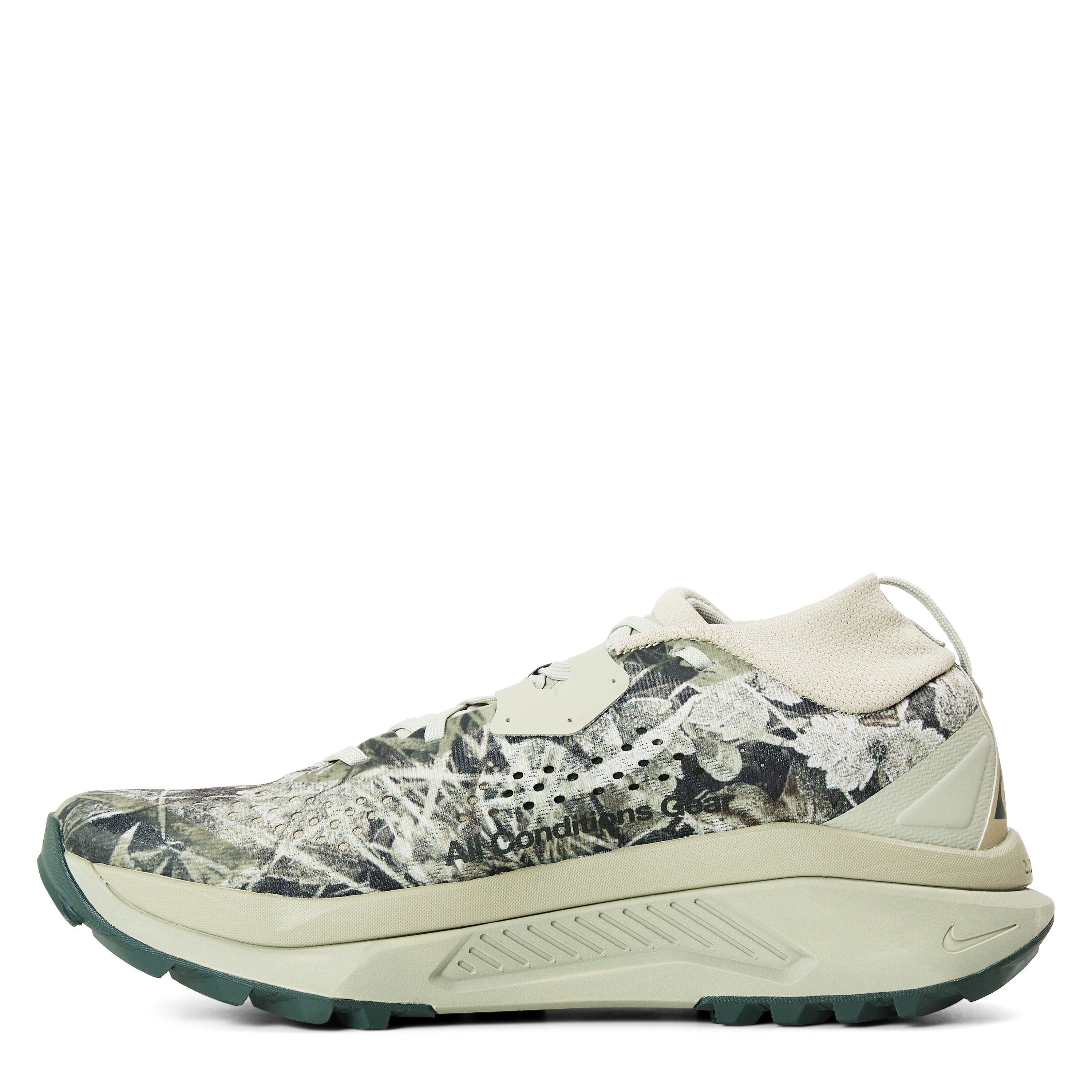 Spruce Fog - Nike - ACG Zegama Trail - 2