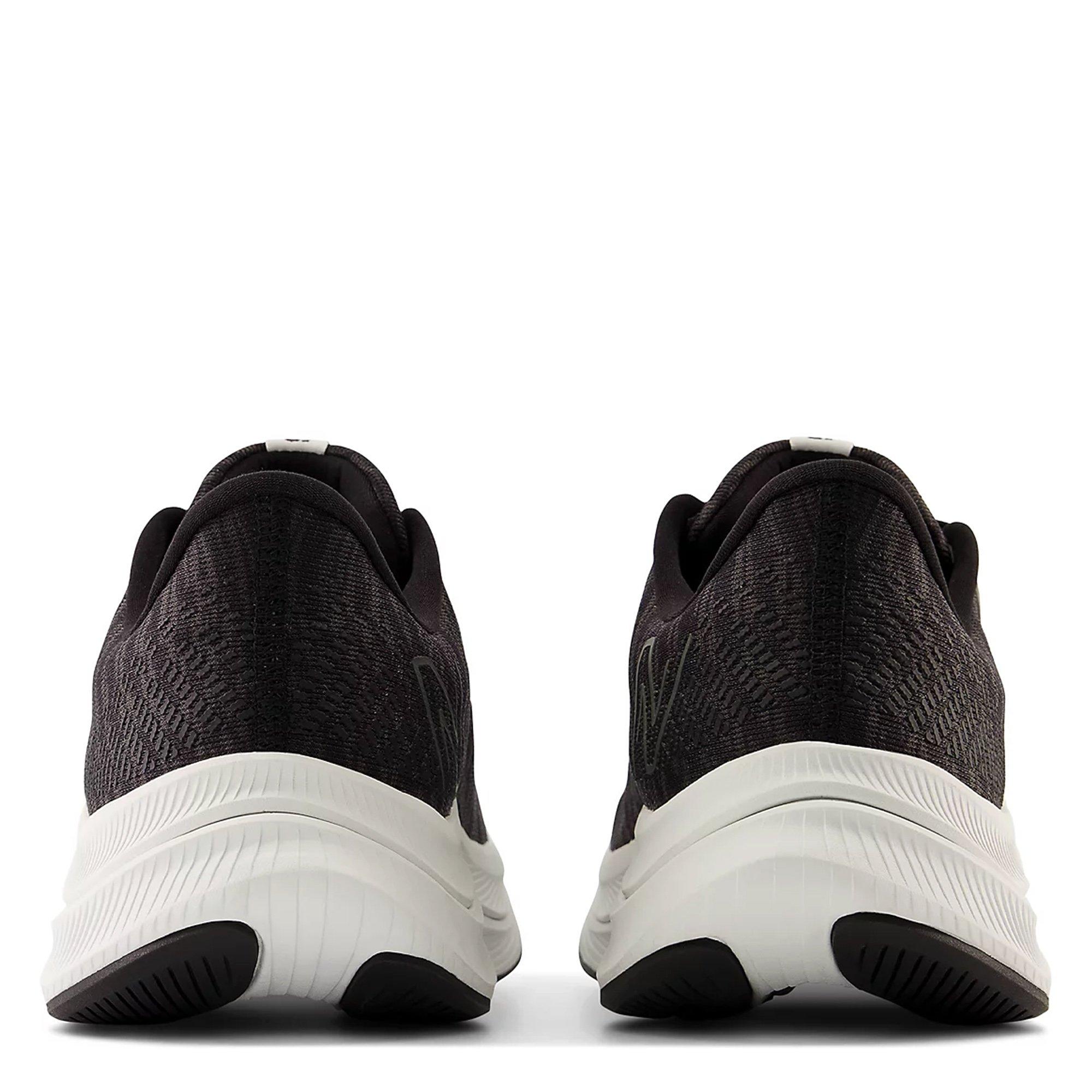 BLACK - New Balance - FuelCell Propel v4 Mens Running Shoes - 6