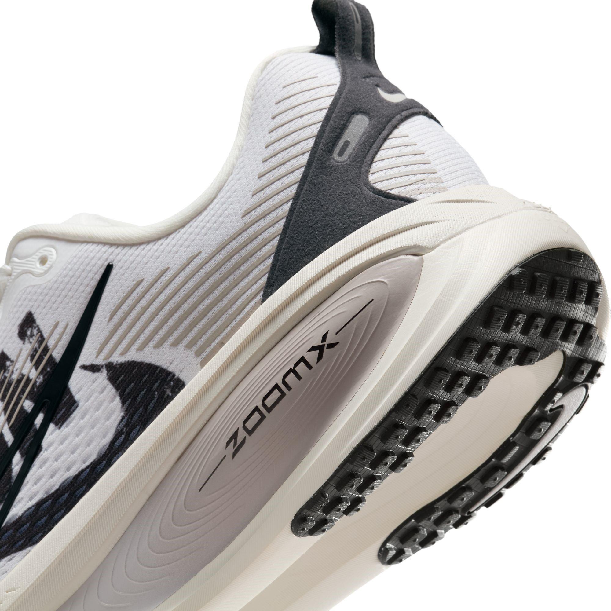 Wht/Blk-Gry - Nike - Vomero 18 Run Sn61 - 8