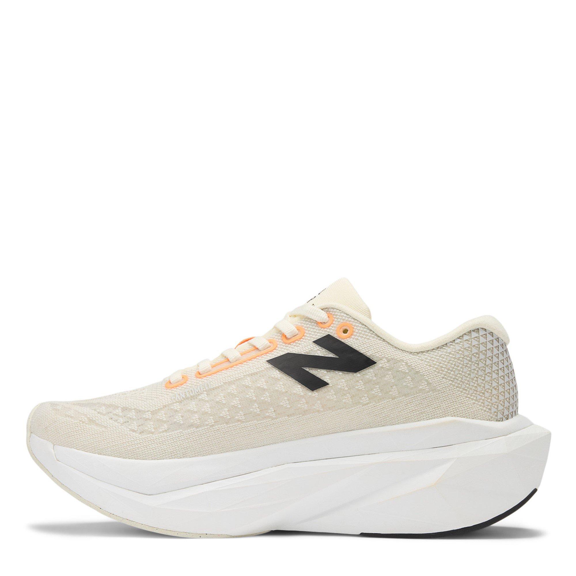 Bijelo/Mango - New Balance - FuelCell SuperComp v3 Trainers Mens - 2