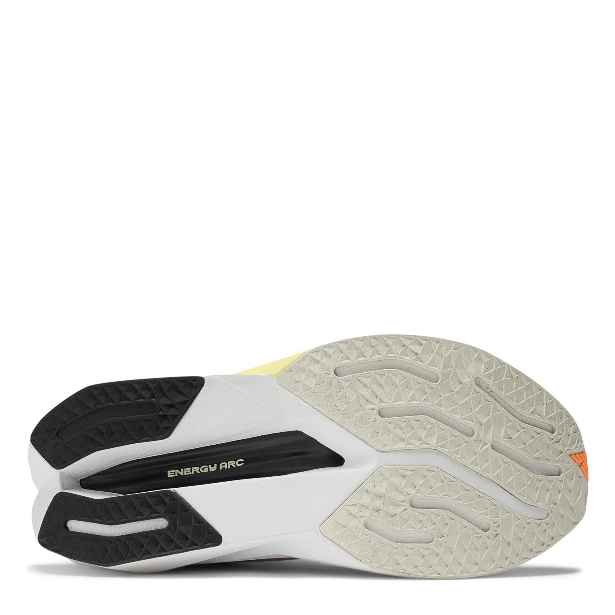 Bijelo/Mango - New Balance - FuelCell SuperComp v3 Trainers Mens - 5