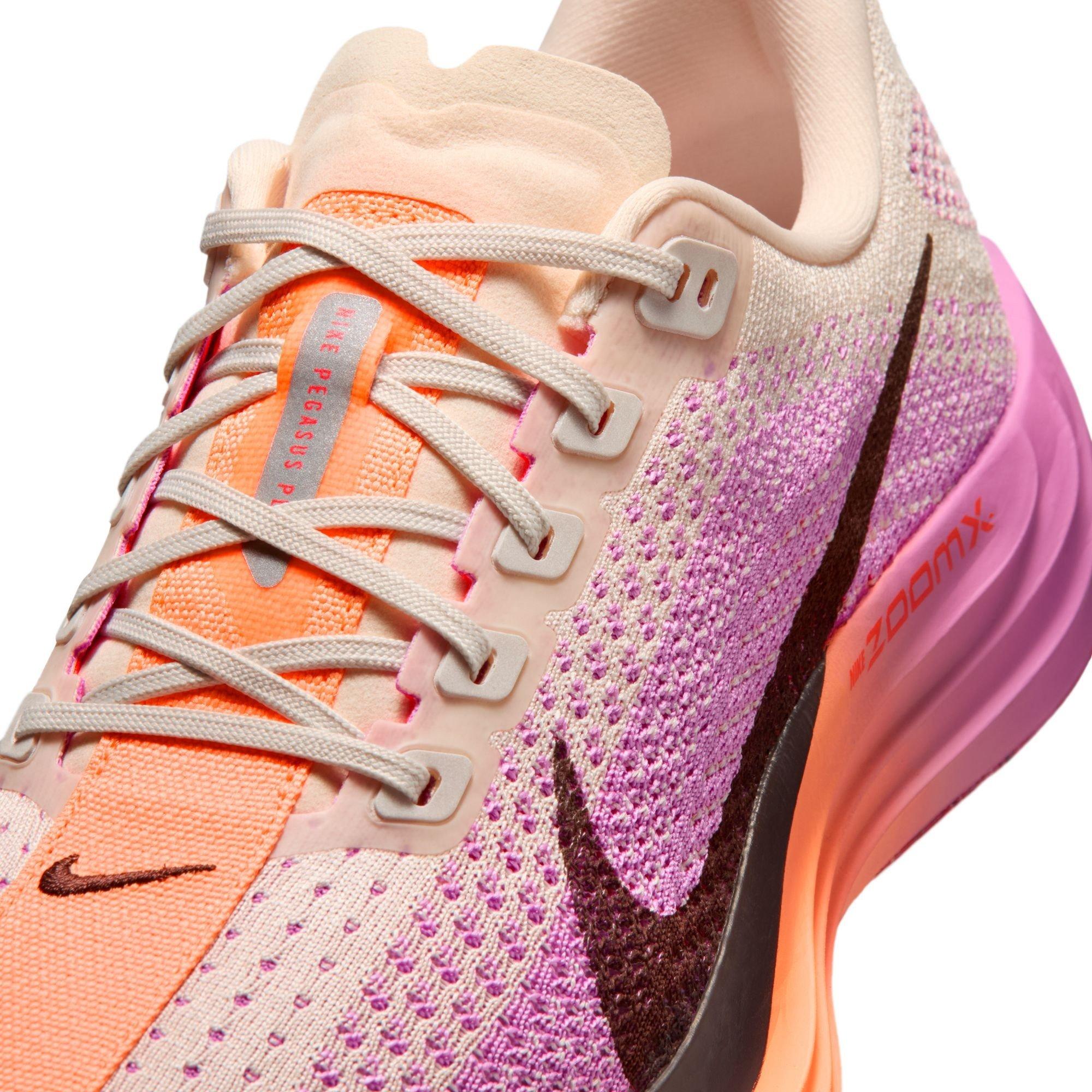 Chalk/Magenta - Nike - Pegasus Plus Womens Running Shoes - 7