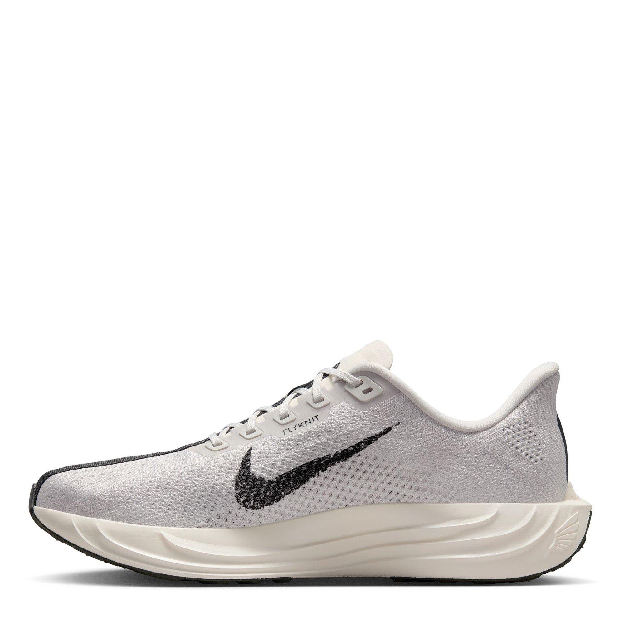 Platinum/Zwart - Nike - Pegasus Plus Trainers Mens - 2