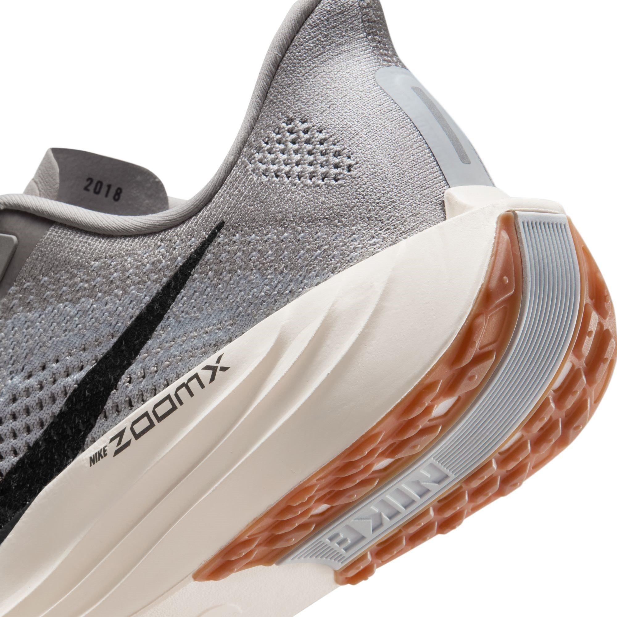 College Grey - Nike - Pegasus Plus Trainers Mens - 8