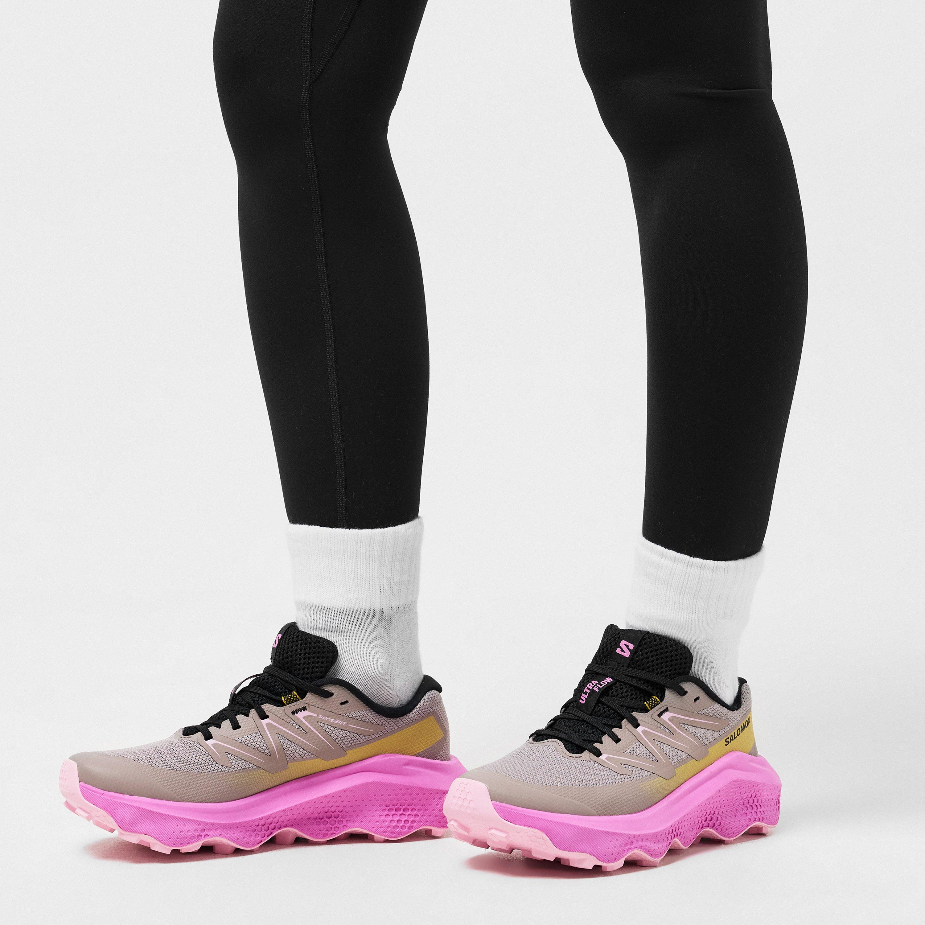 Beige/Rosa - Salomon - Ultra Flow 2 Trail Running Shoes Womens - 3