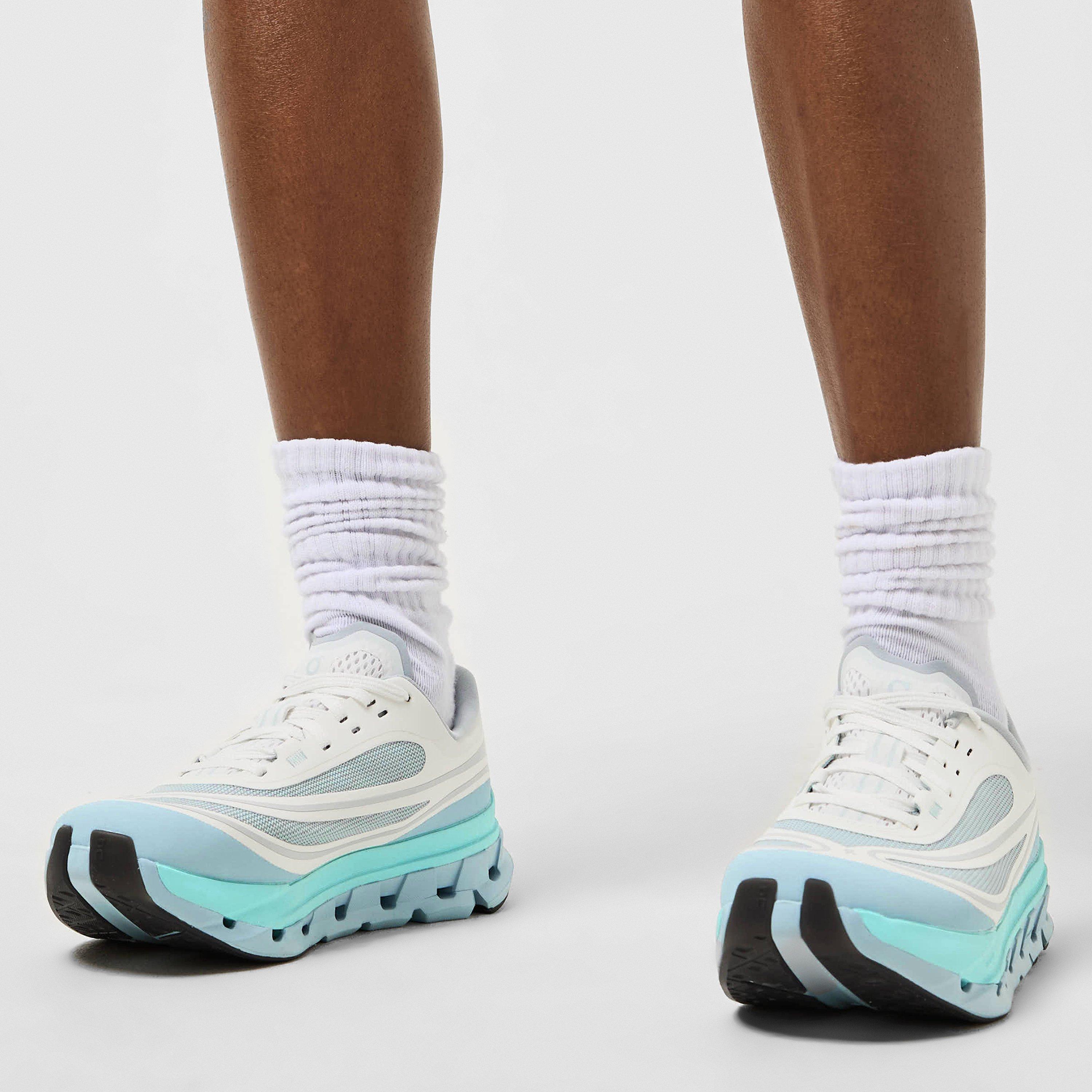 Hail/White - On - On Cloudflw5 AD IKON Ld54 - 3