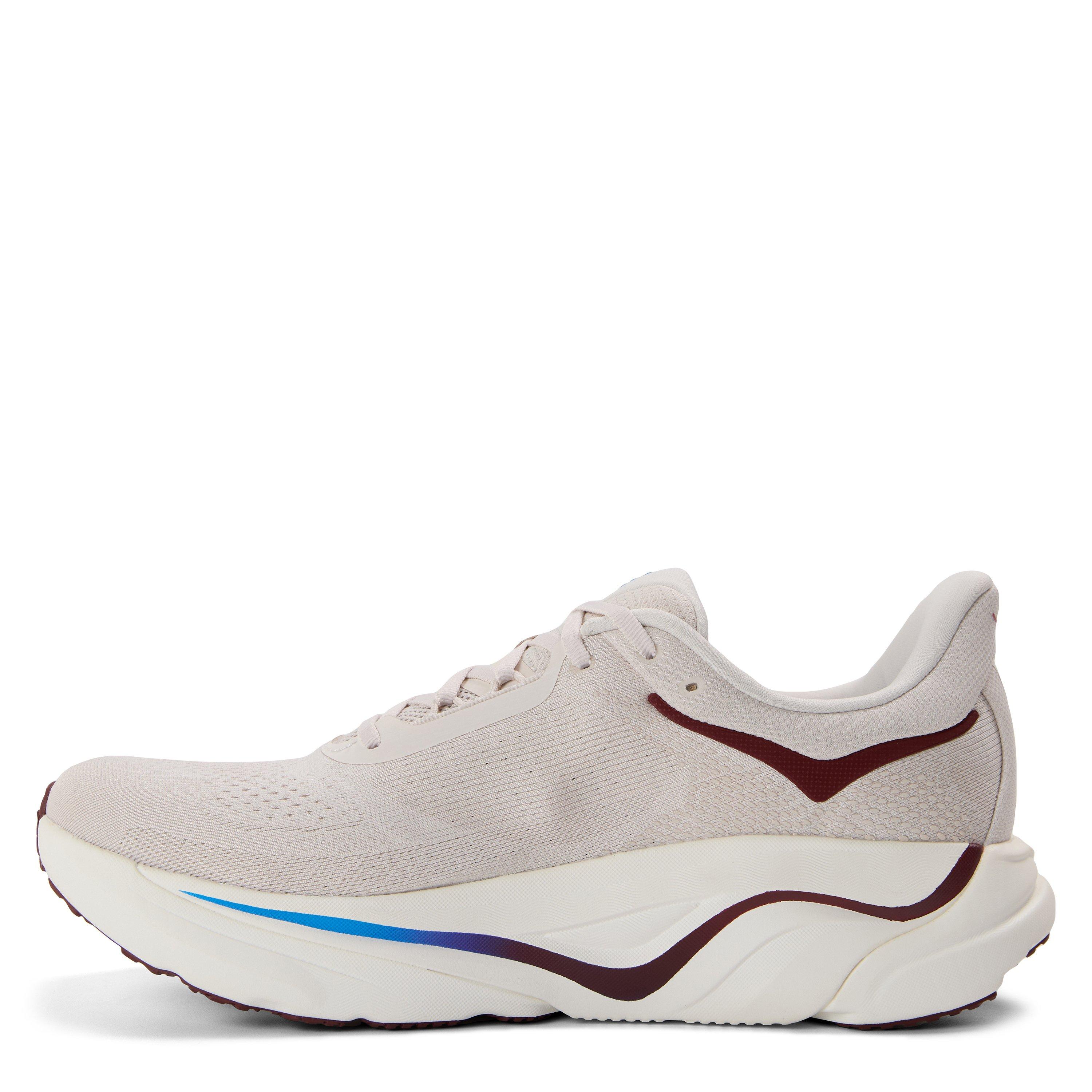 Stucco/Grout - Hoka - Men's Arahi 9 Everyday Road Running Shoes - 2