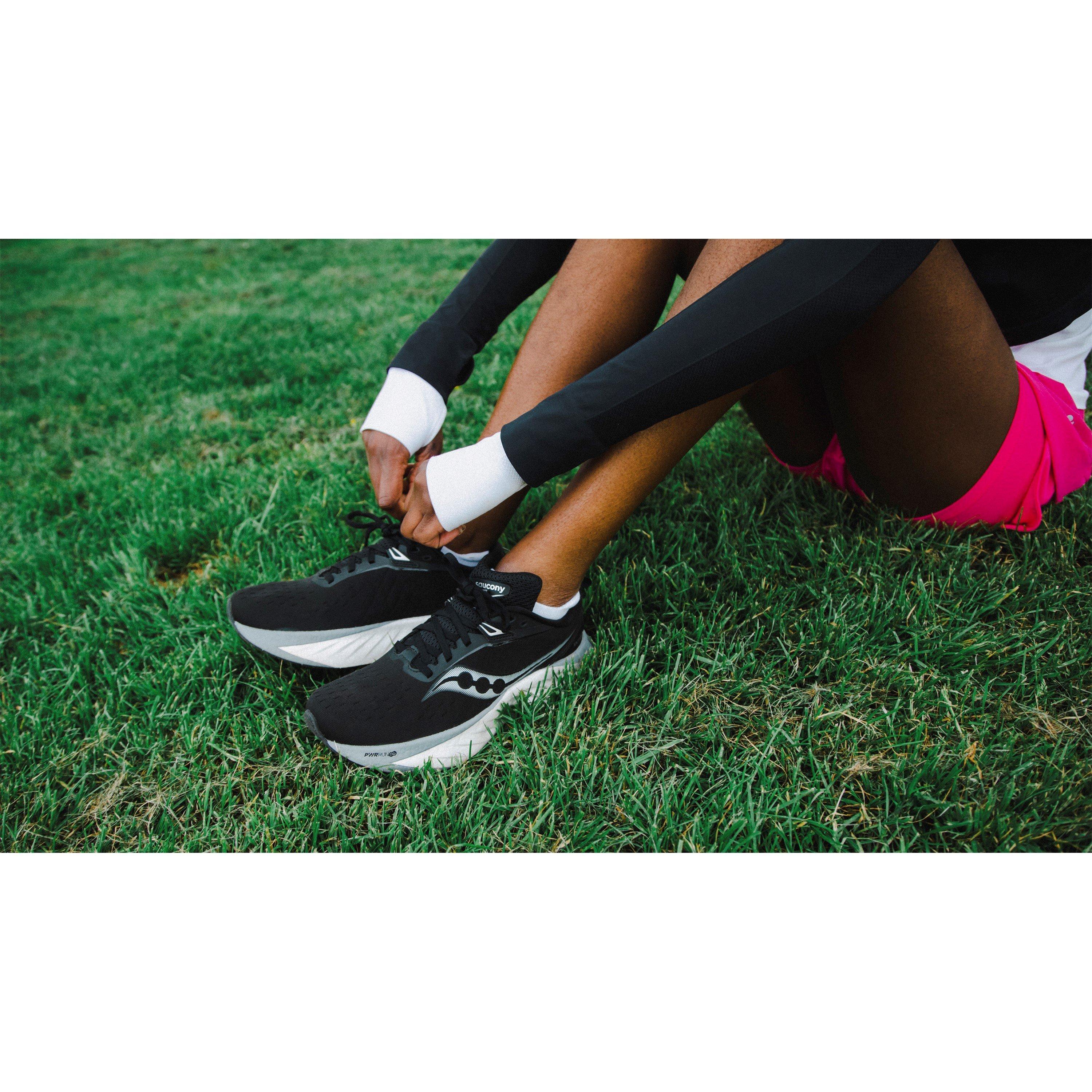 Black/White - Saucony - Triumph 22 - 7