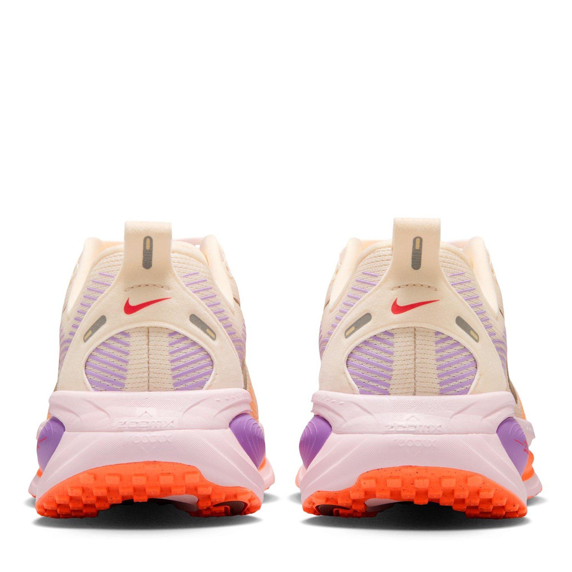 Chalk/Pink Foam - Nike - Vomero 18 Womens Running Shoes - 6