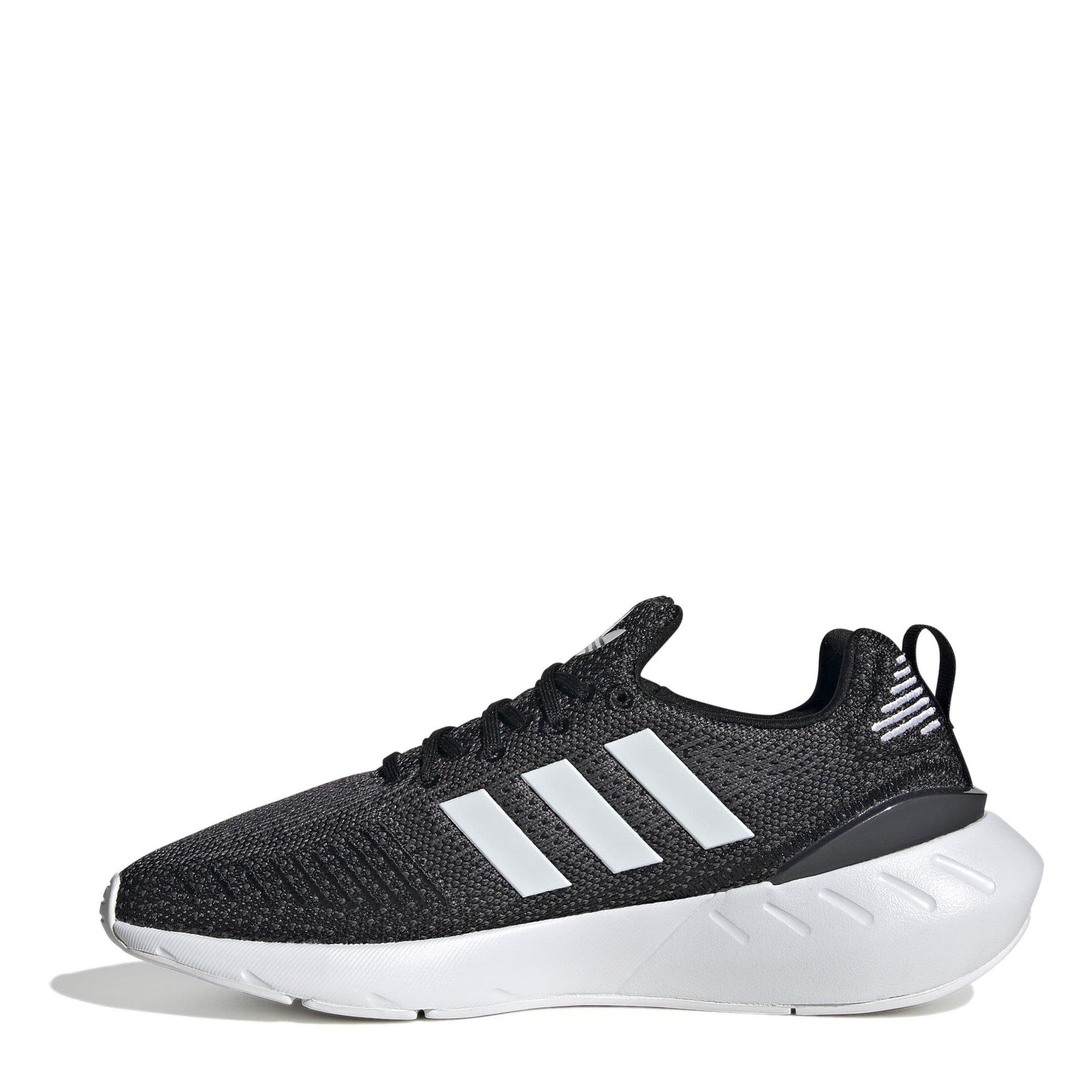 Schwarz/Weiß/Grau - adidas - Swift Run 22 Shoes Womens - 2