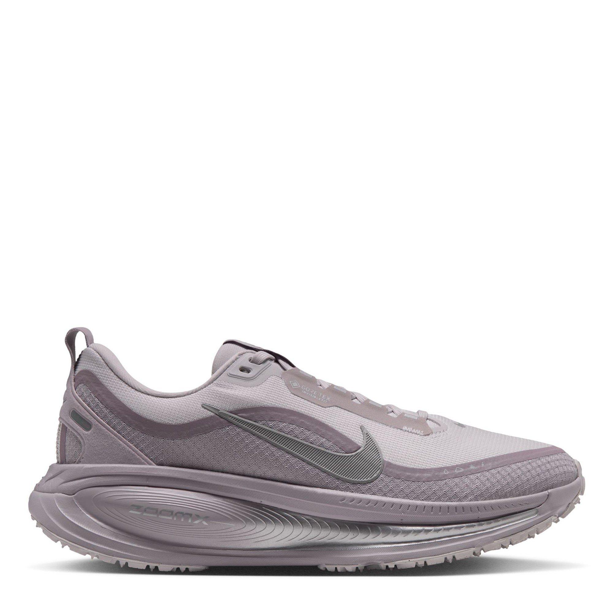 Nike Vomero 18 GORE-TEX Running Shoes Womens