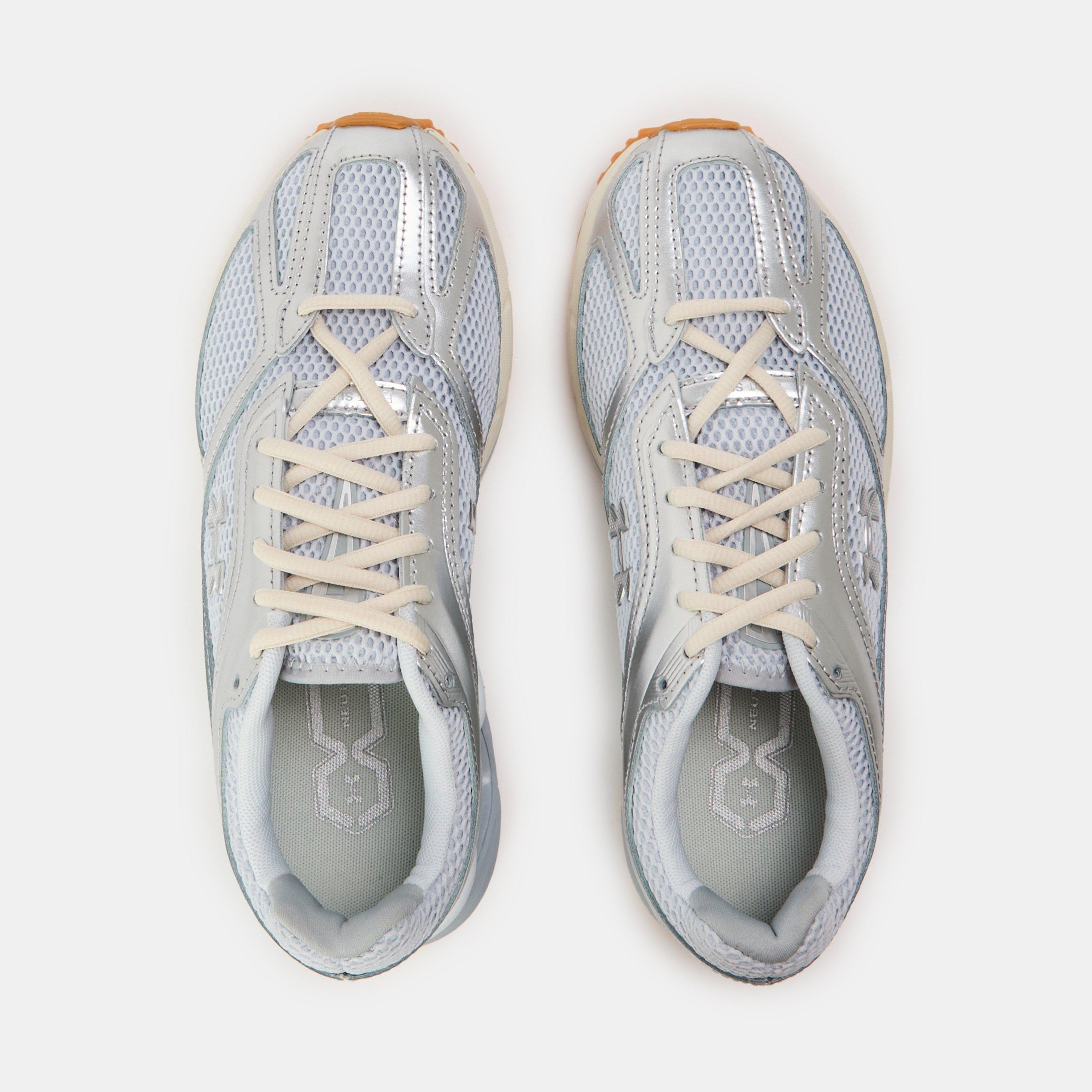 Grau - Under Armour - Adults Hovr Apparition Everyday Neutral Road Running Shoes - 6