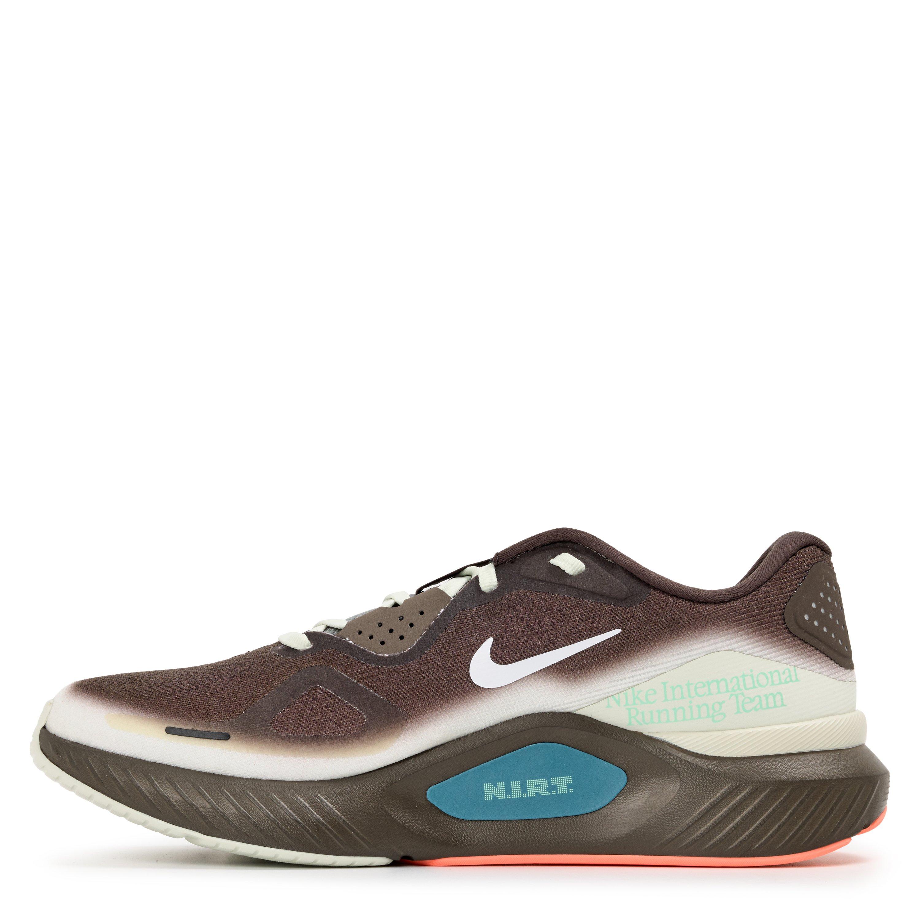 Barque Brown - Nike - Structure 26 Running Trainers - 2