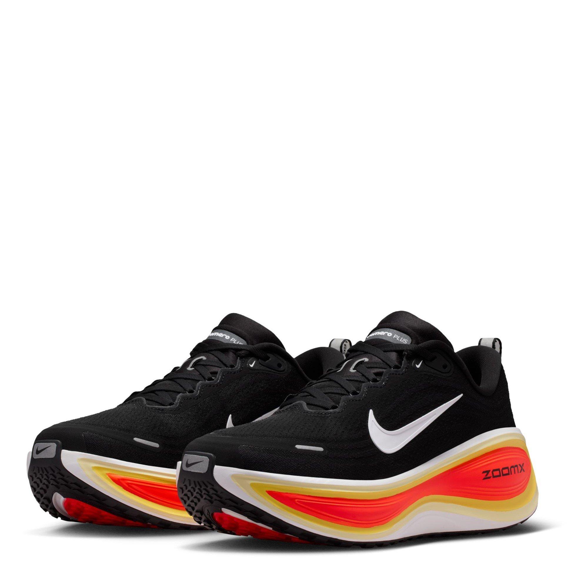 Zwart/Karmozijnrood - Nike - Vomero Plus Road Running Shoes Mens - 4