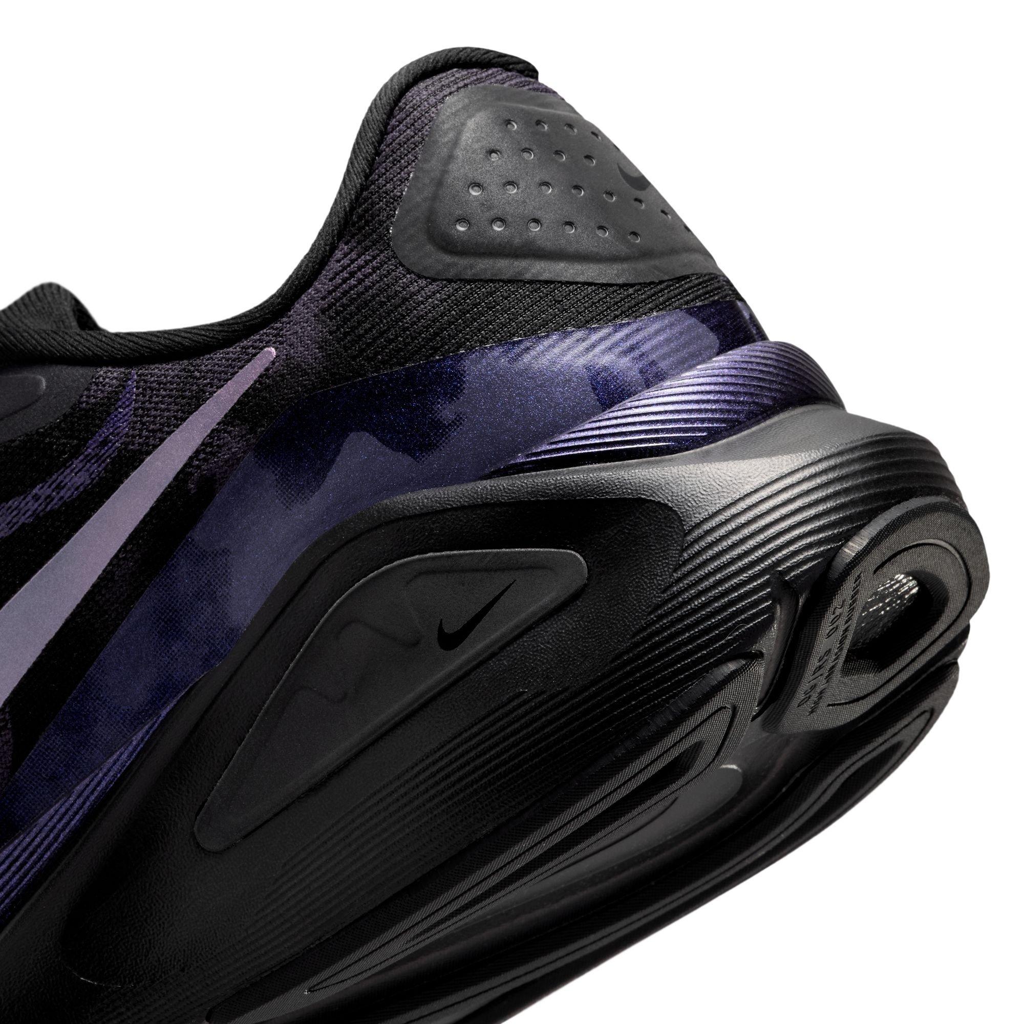 Gridiron/Black - Nike - Structure 26 Trainers Mens - 8