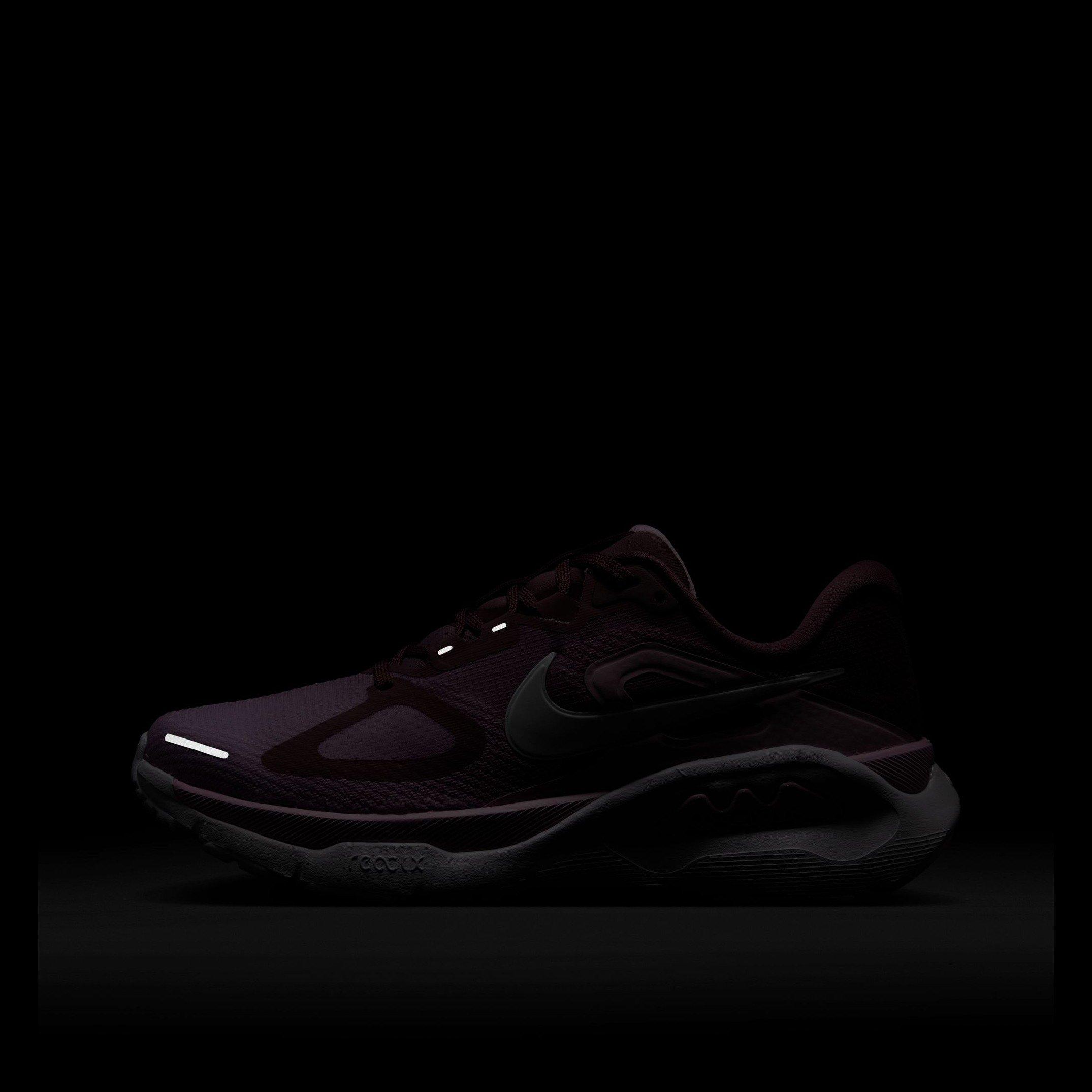 Pink Smoke - Nike - Women's Everyday Running Shoes - 9