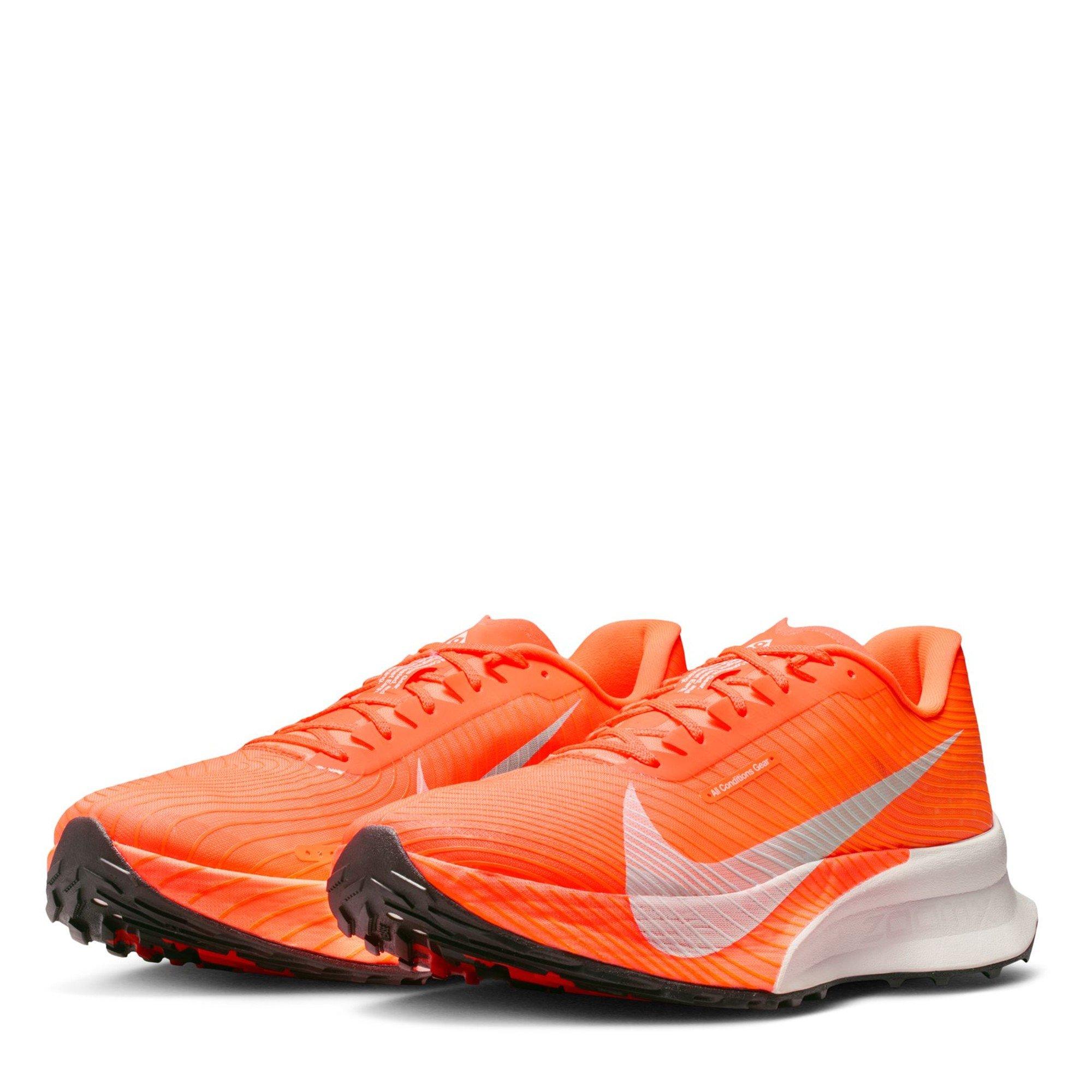 Hyper Crimson - Nike - Men's Trail Running Shoes - 4