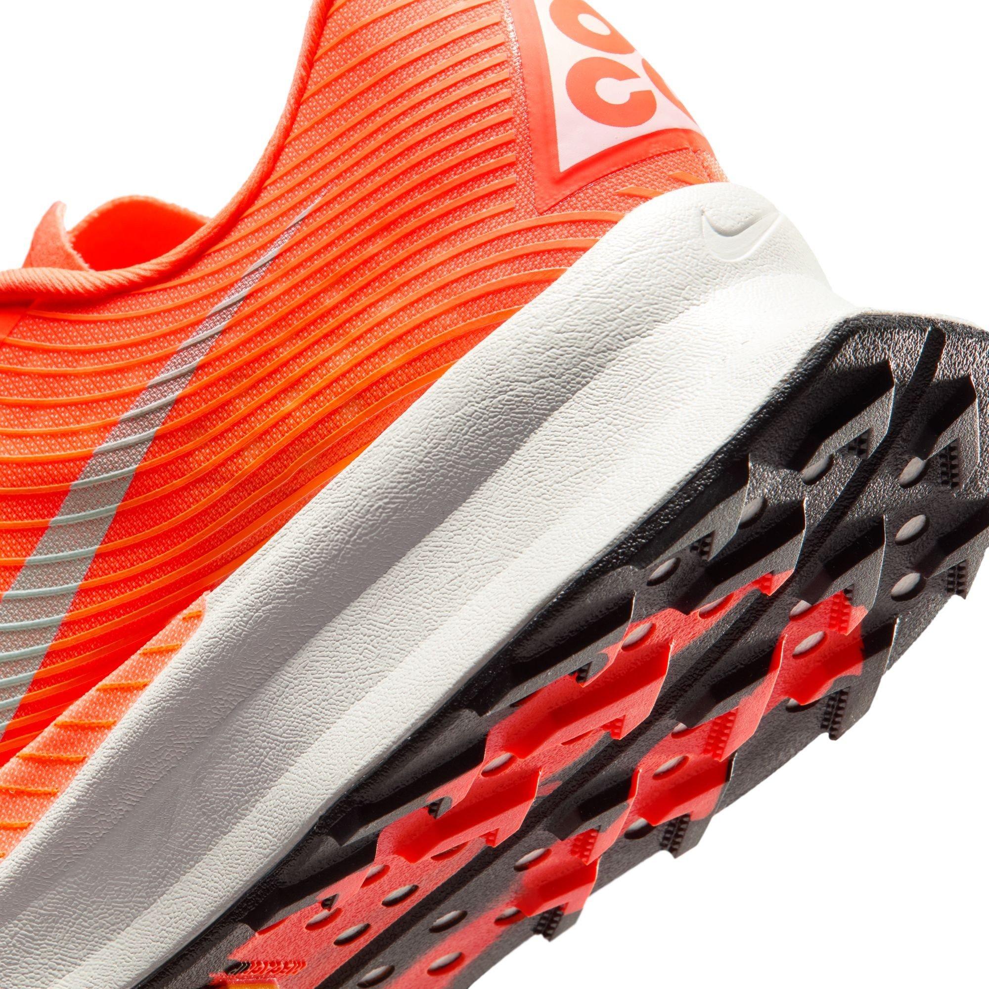 Hyper Crimson - Nike - Men's Trail Running Shoes - 9