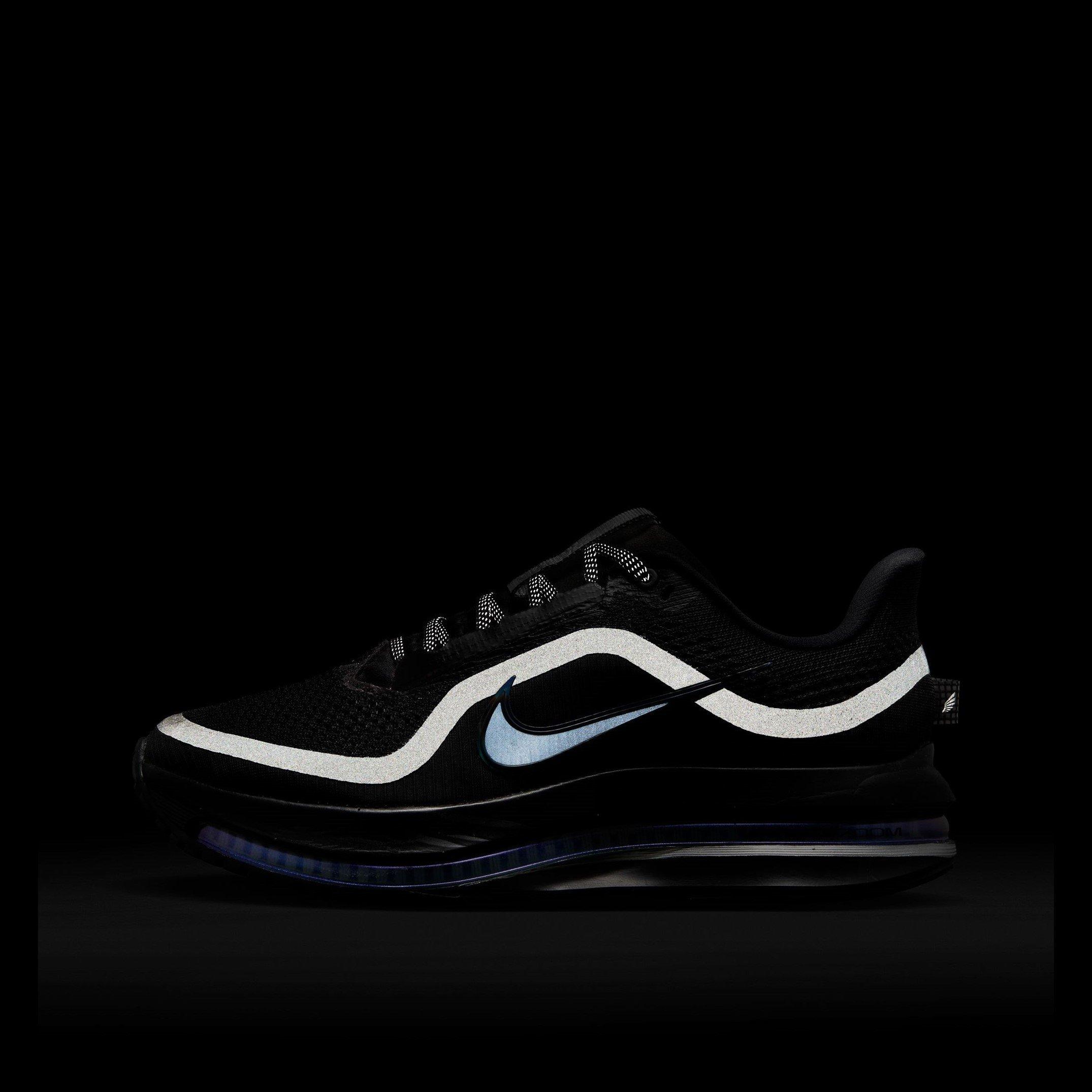 Zwart/Zwart - Nike - Pegasus Premium Trainers Womens - 11