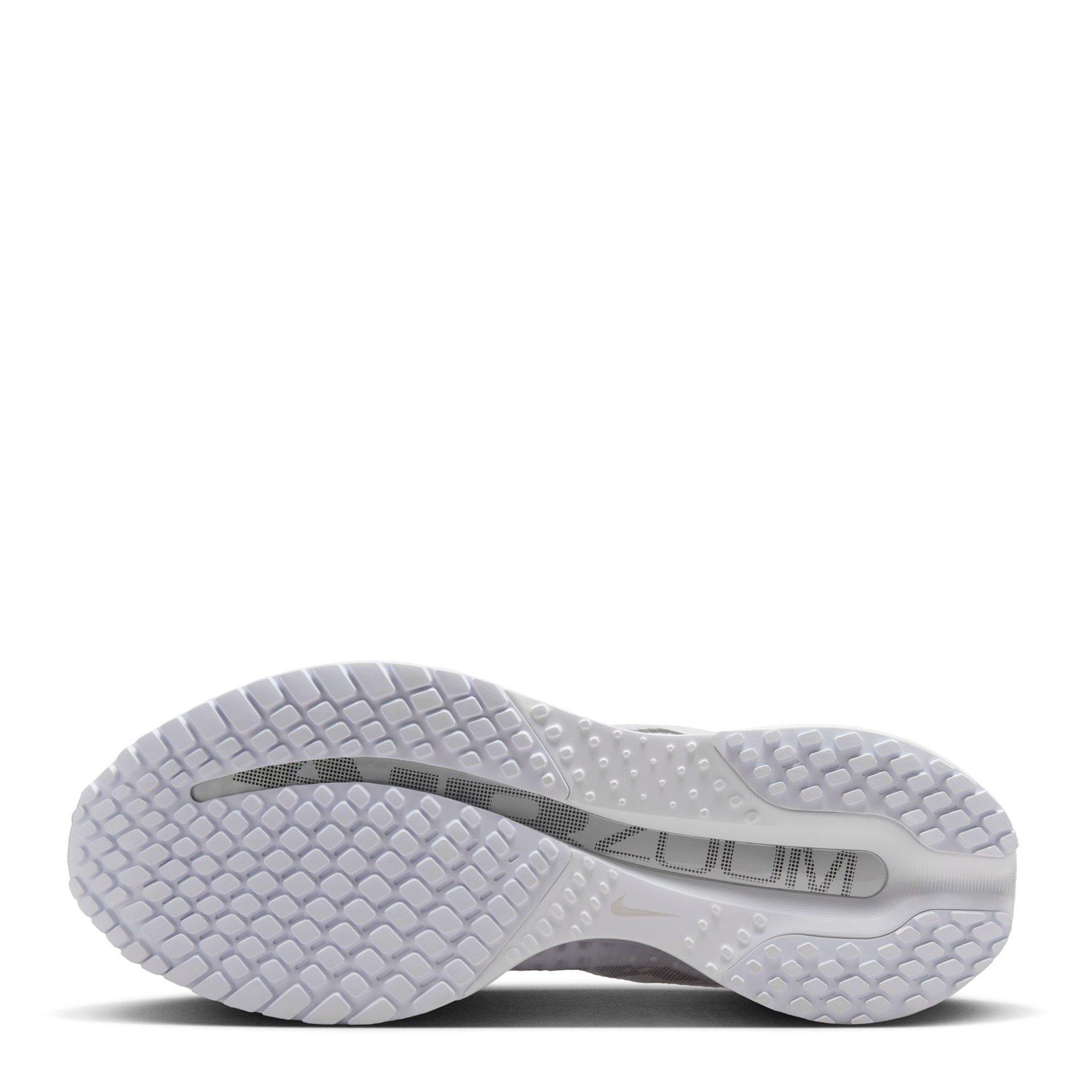 White/Silver - Nike - Pegasus Premium Trainers Womens - 3