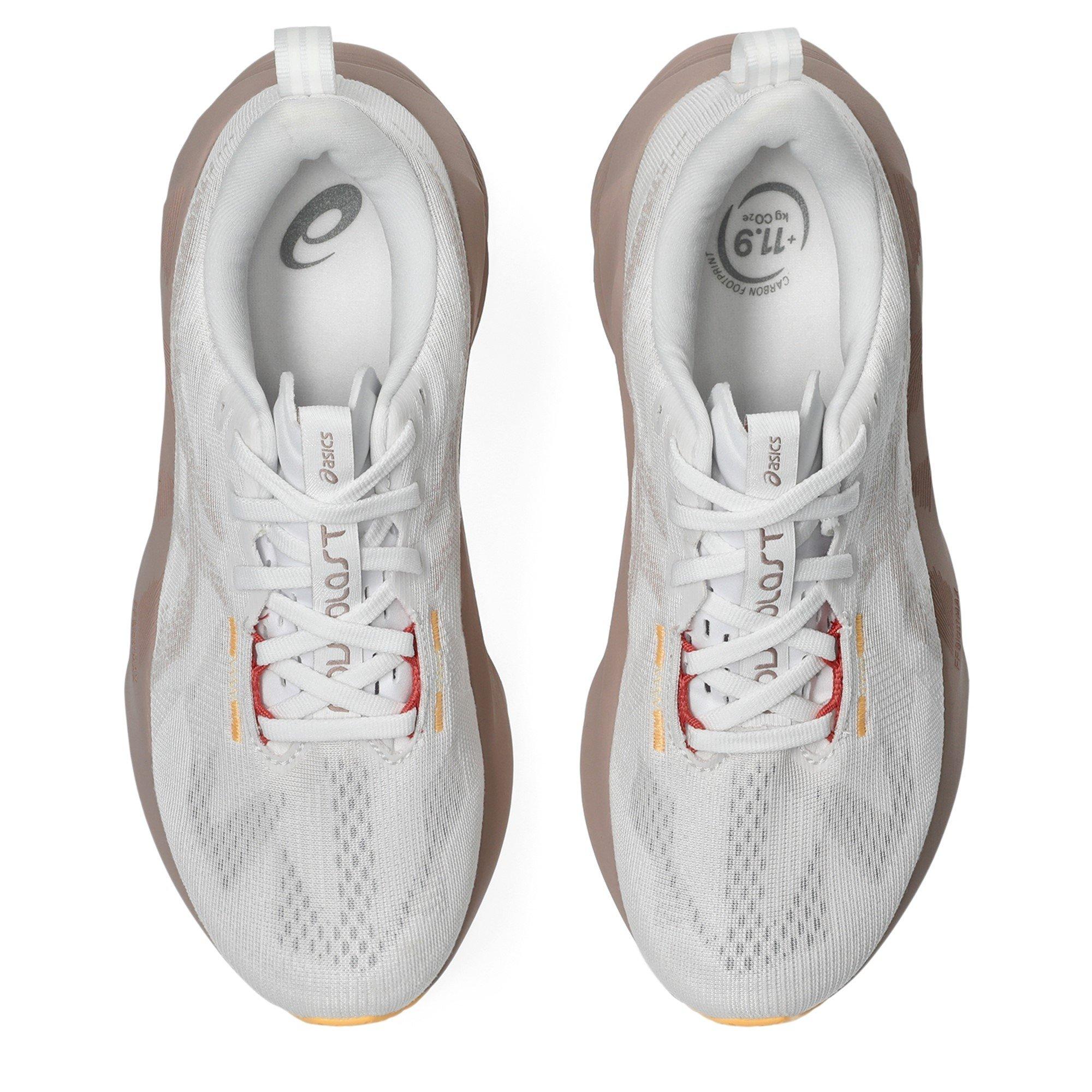 White/Fawn - Asics - Novablast 5 Womens Running Shoes - 6