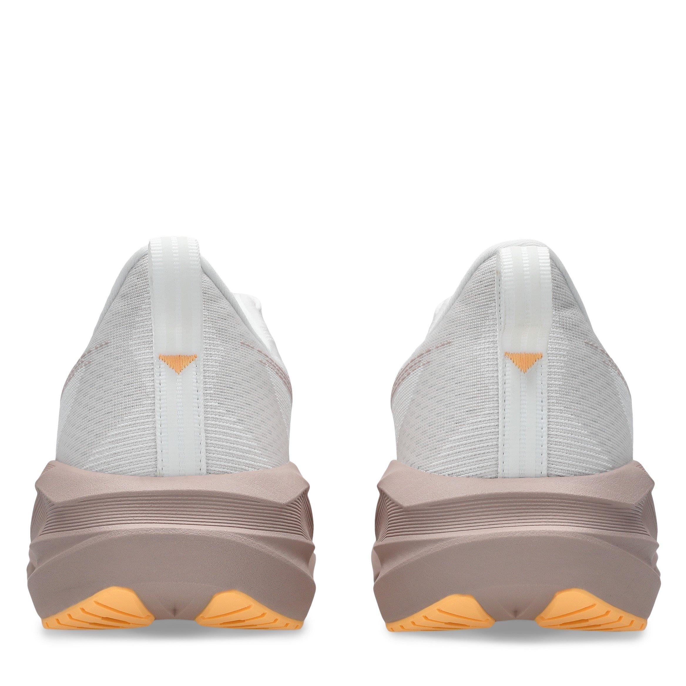 White/Fawn - Asics - Novablast 5 Womens Running Shoes - 7