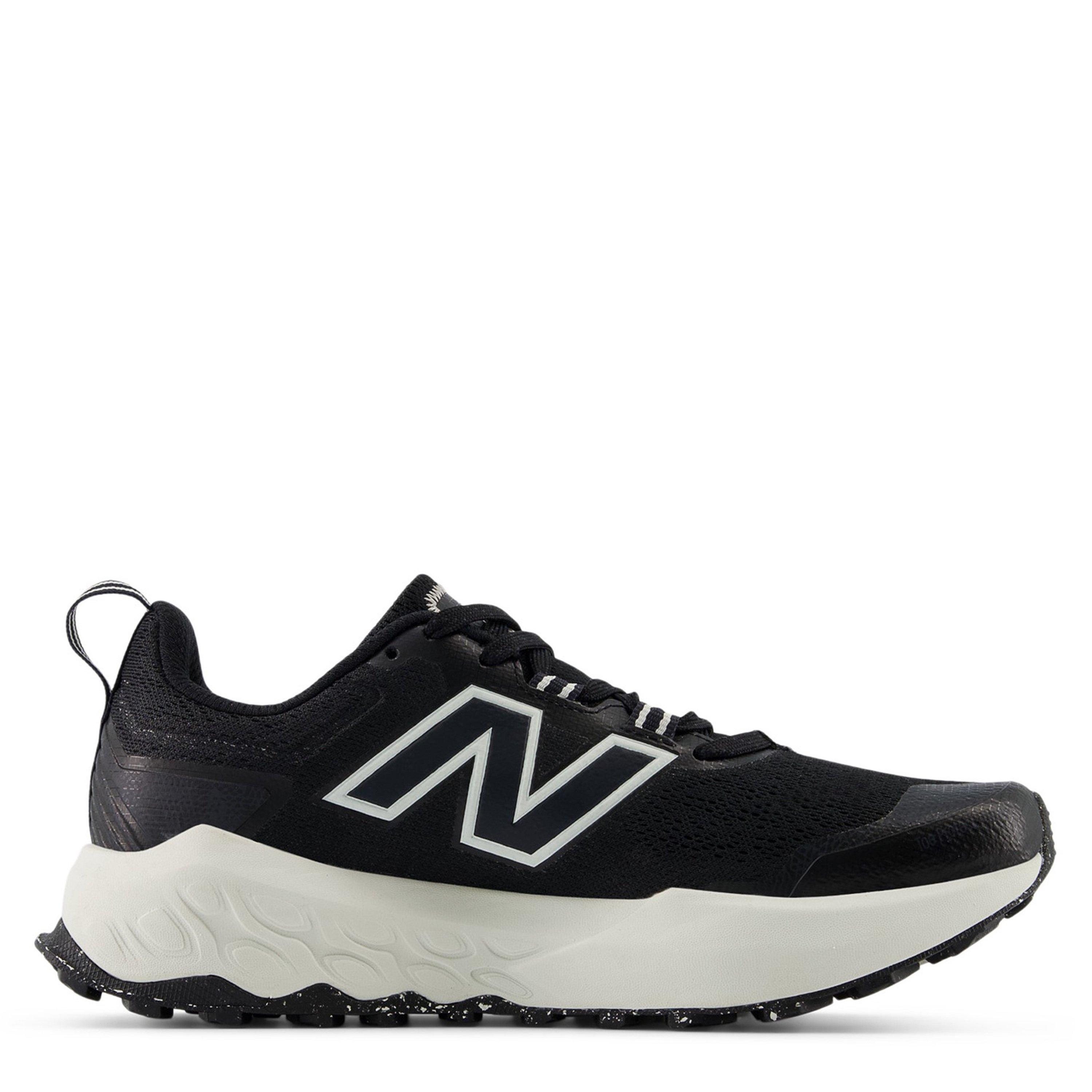 Zwart - New Balance - NB Fresh Foam Garoe Trail Running Shoes Womens - 1