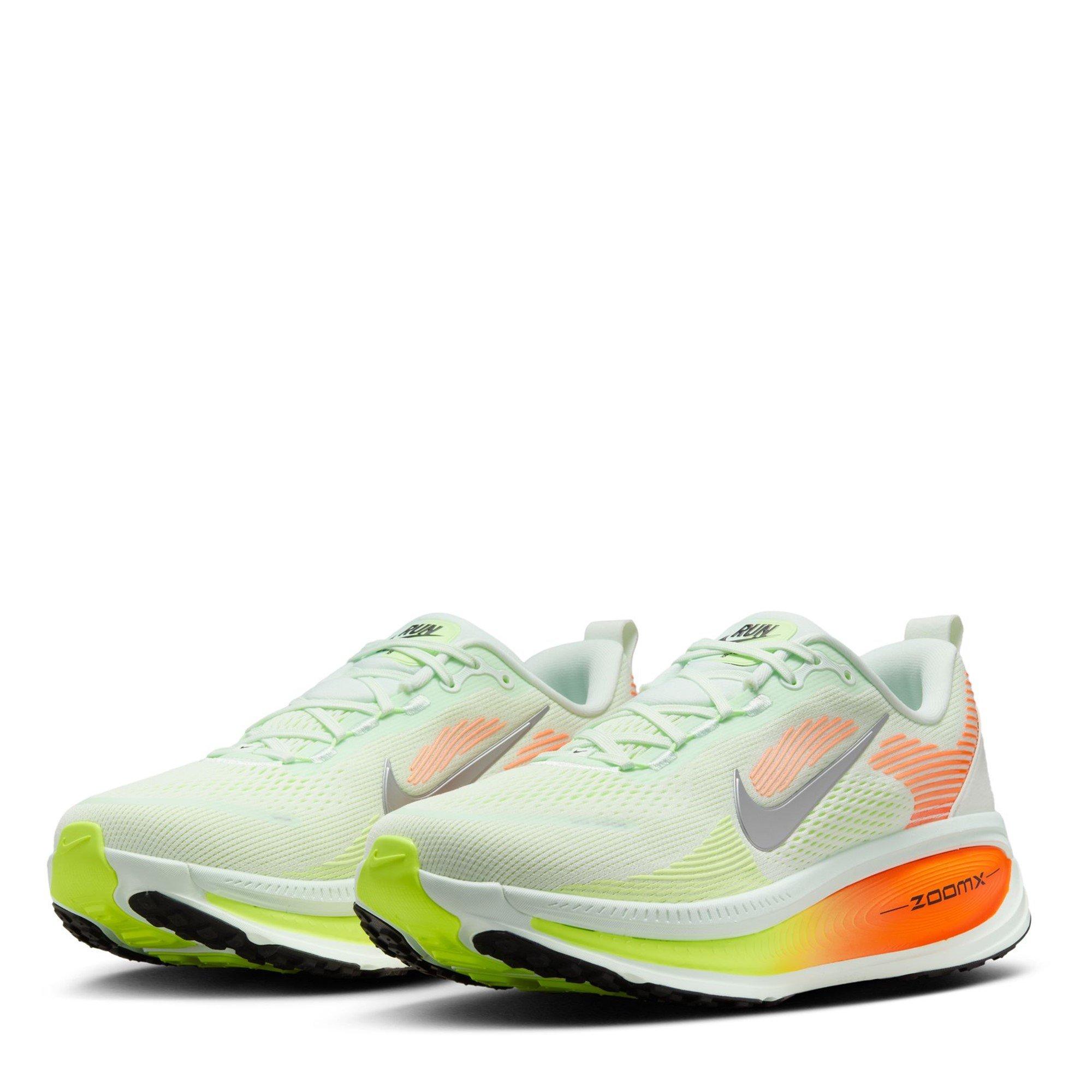 B.Green/Silver - Nike - Vomero 18 Mens Running Shoes - 4