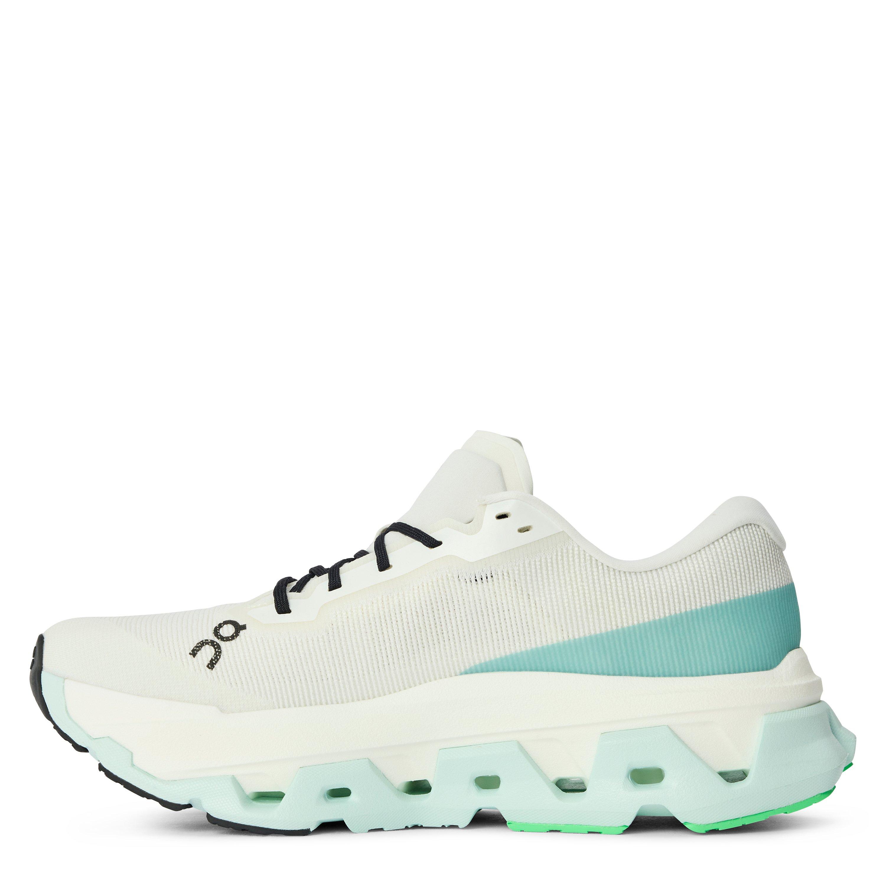 Ivory/Flurry - On - Men's Cloudmonster 3 Hyper Road Running Shoes - 2