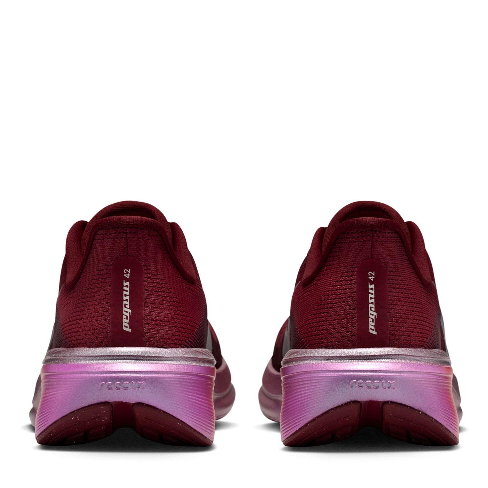 Team Red/Green - Nike - Women's Everyday Running Shoes - 5