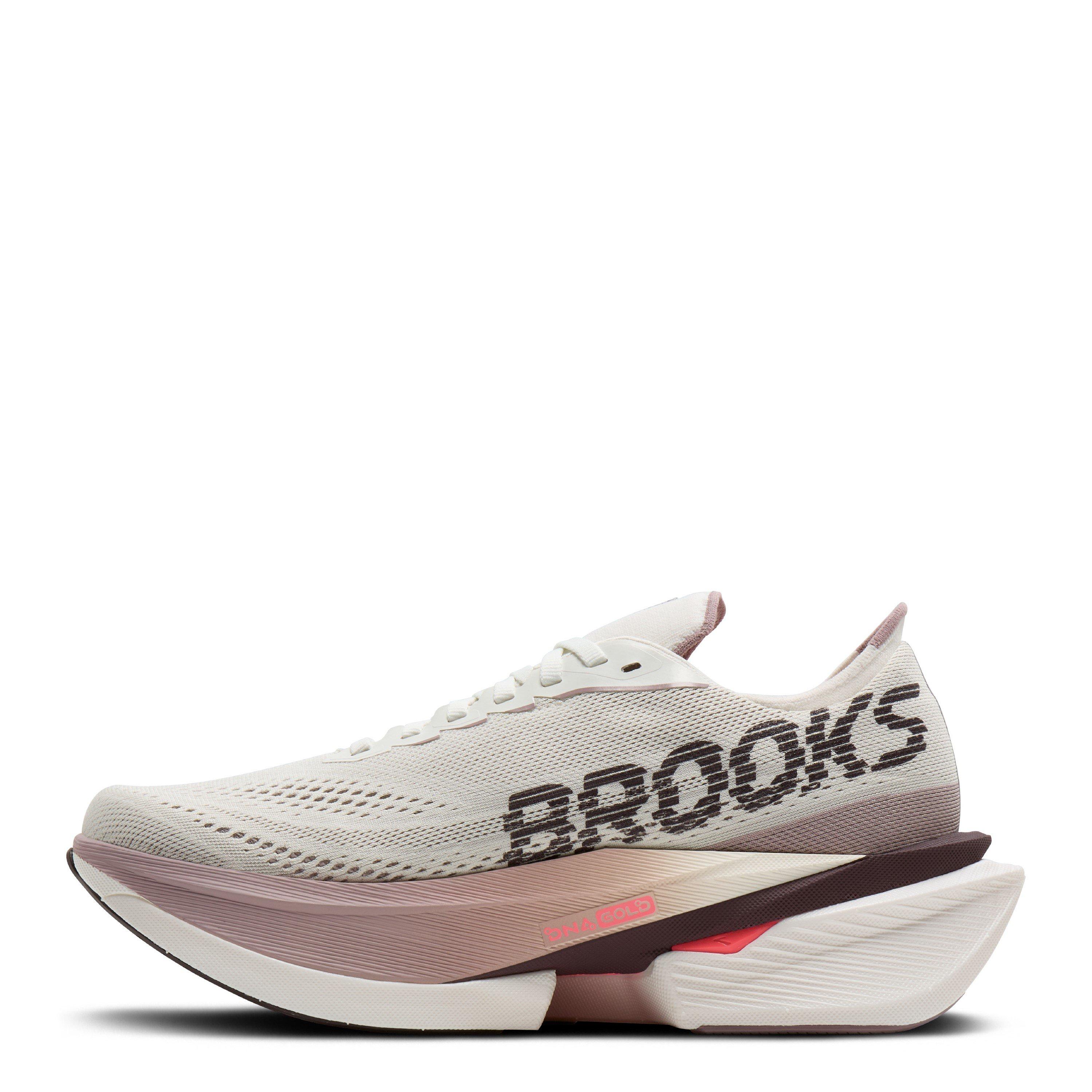 Coconut/Pink - Brooks - Womens Hyperion Max4 Road Running Shoes - 4