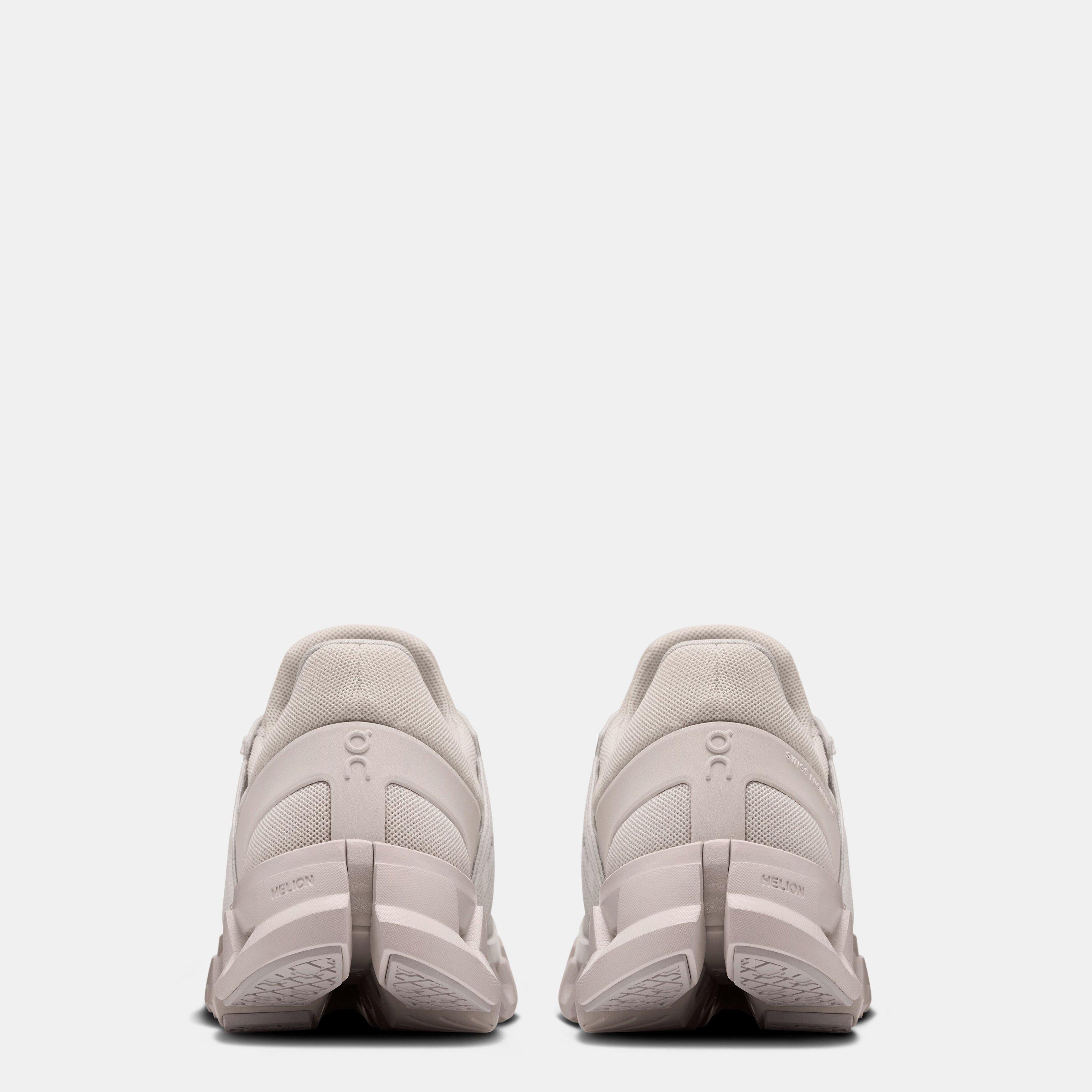 Sand/Ivory - On - Womens Cloudswift 4 Ad Running Shoes - 4