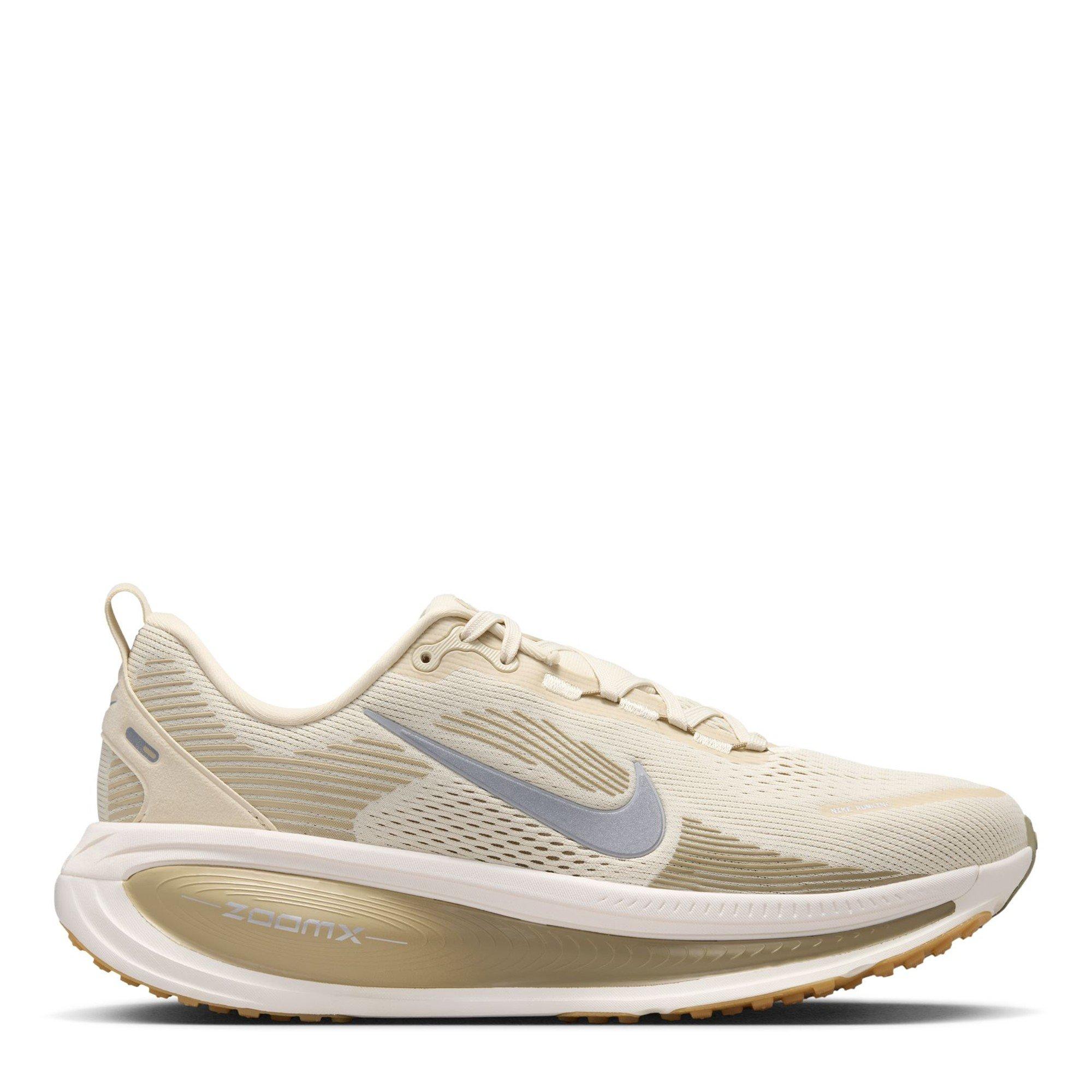 Nike Vomero 18  Mens Running Shoes