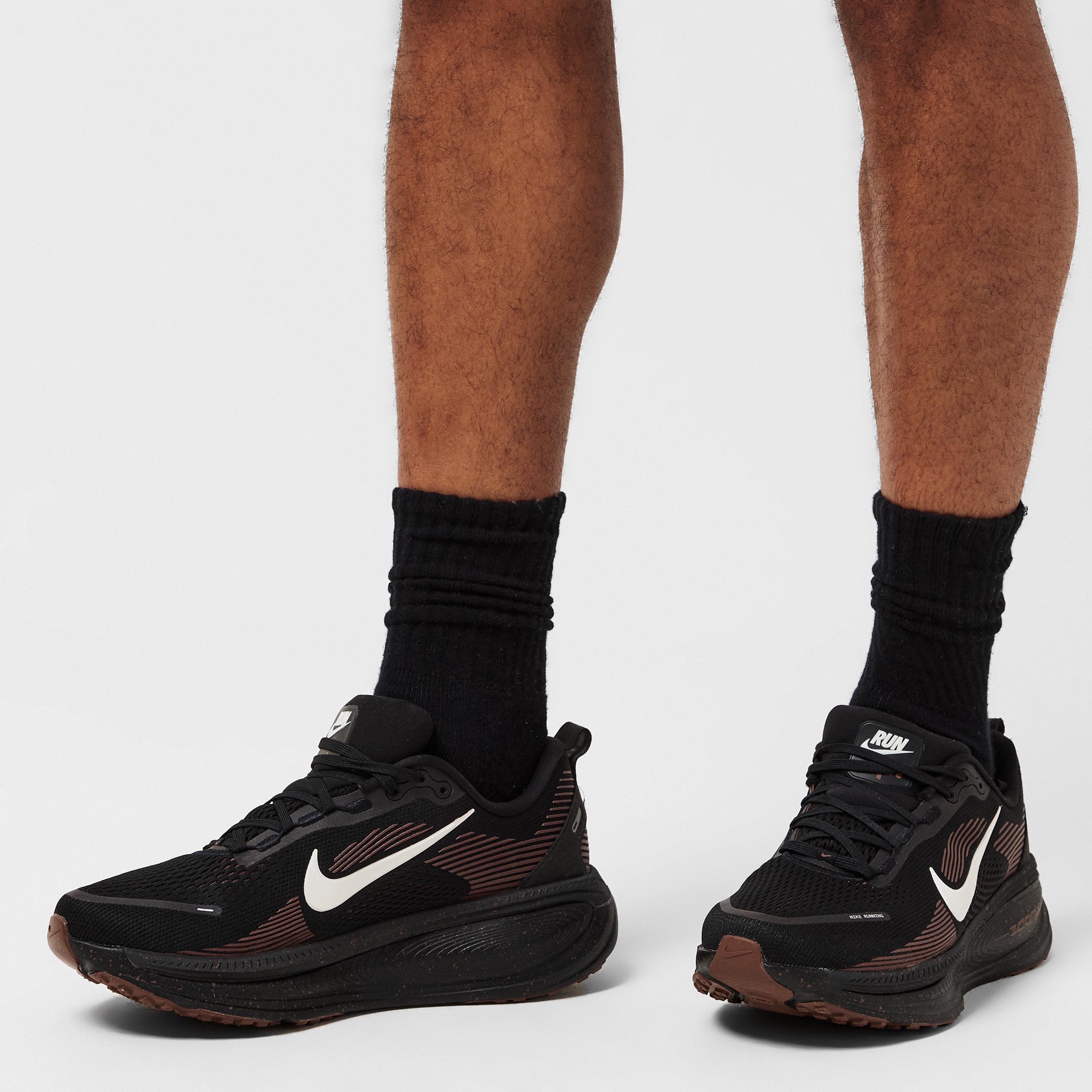 Black/Brown - Nike - Vomero 18  Mens Running Shoes - 3