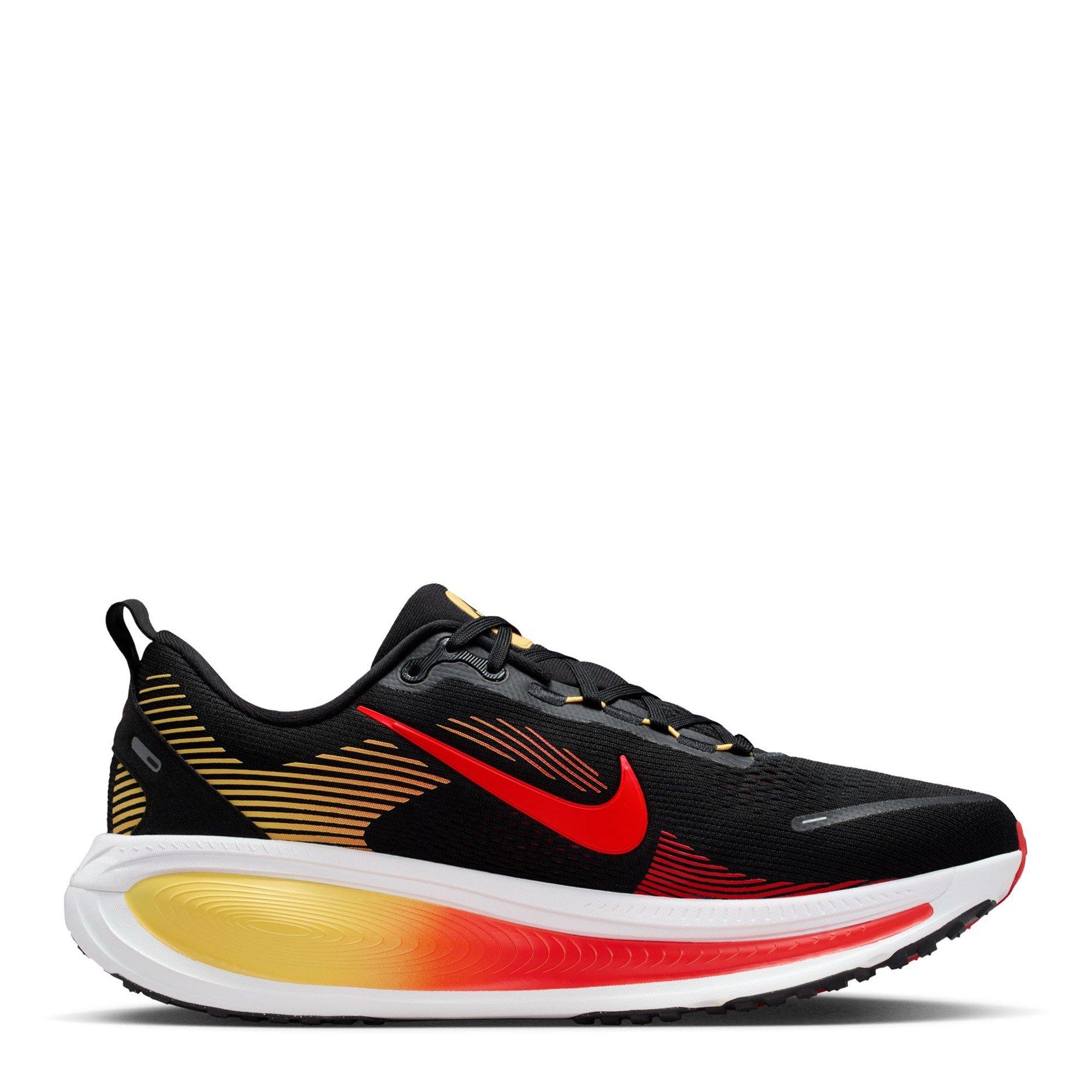 Nike Men's Vomero 18 Running Shoes - Black/Crimson - 8 (42.5)