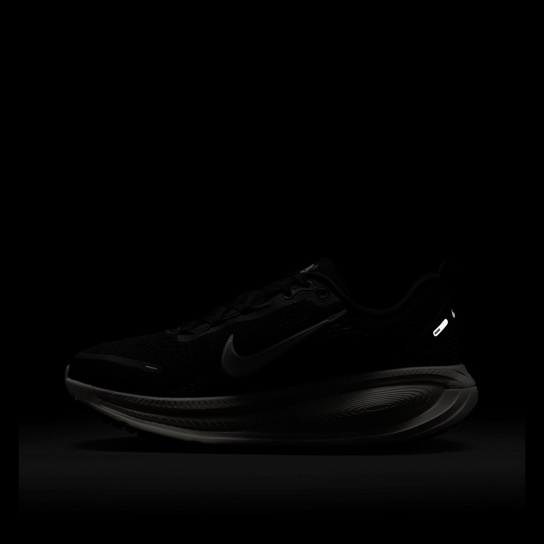 Black/White - Nike - Vomero 18 Road Running Shoes Womens - 11