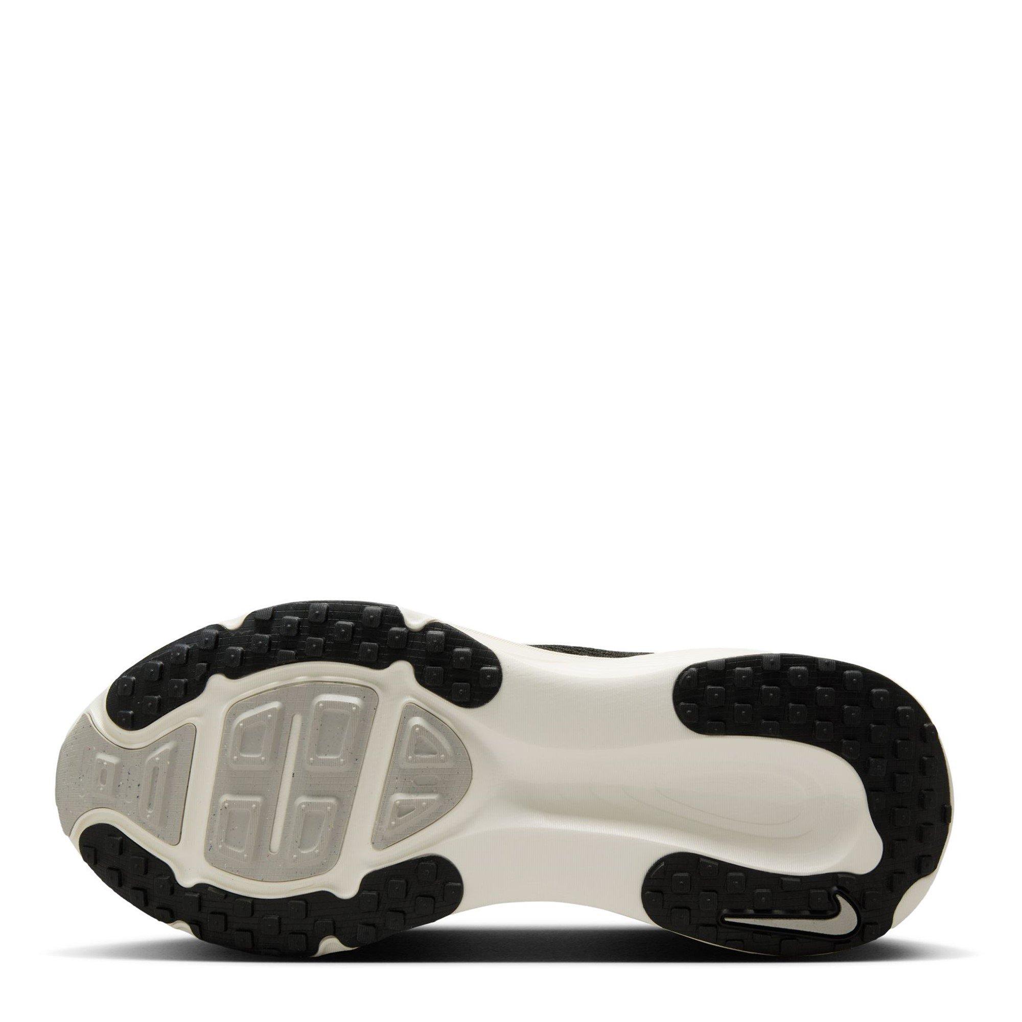 Black/White - Nike - Vomero 18 Road Running Shoes Womens - 3