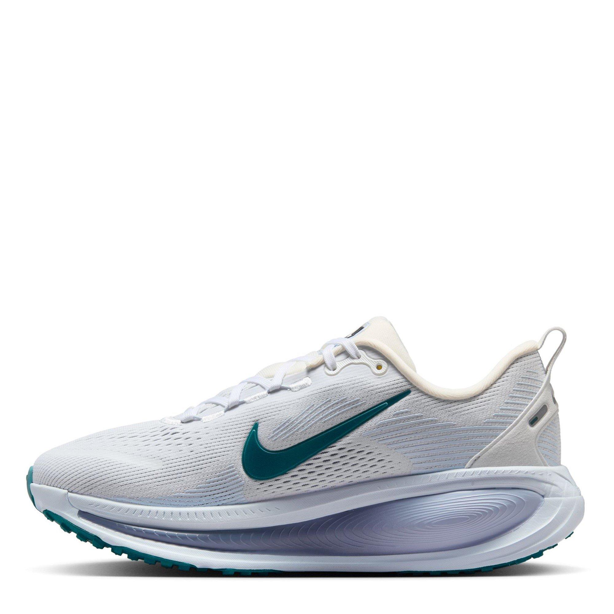 Blanco Cumbre - Nike - Vomero 18 Road Running Shoes Womens - 2