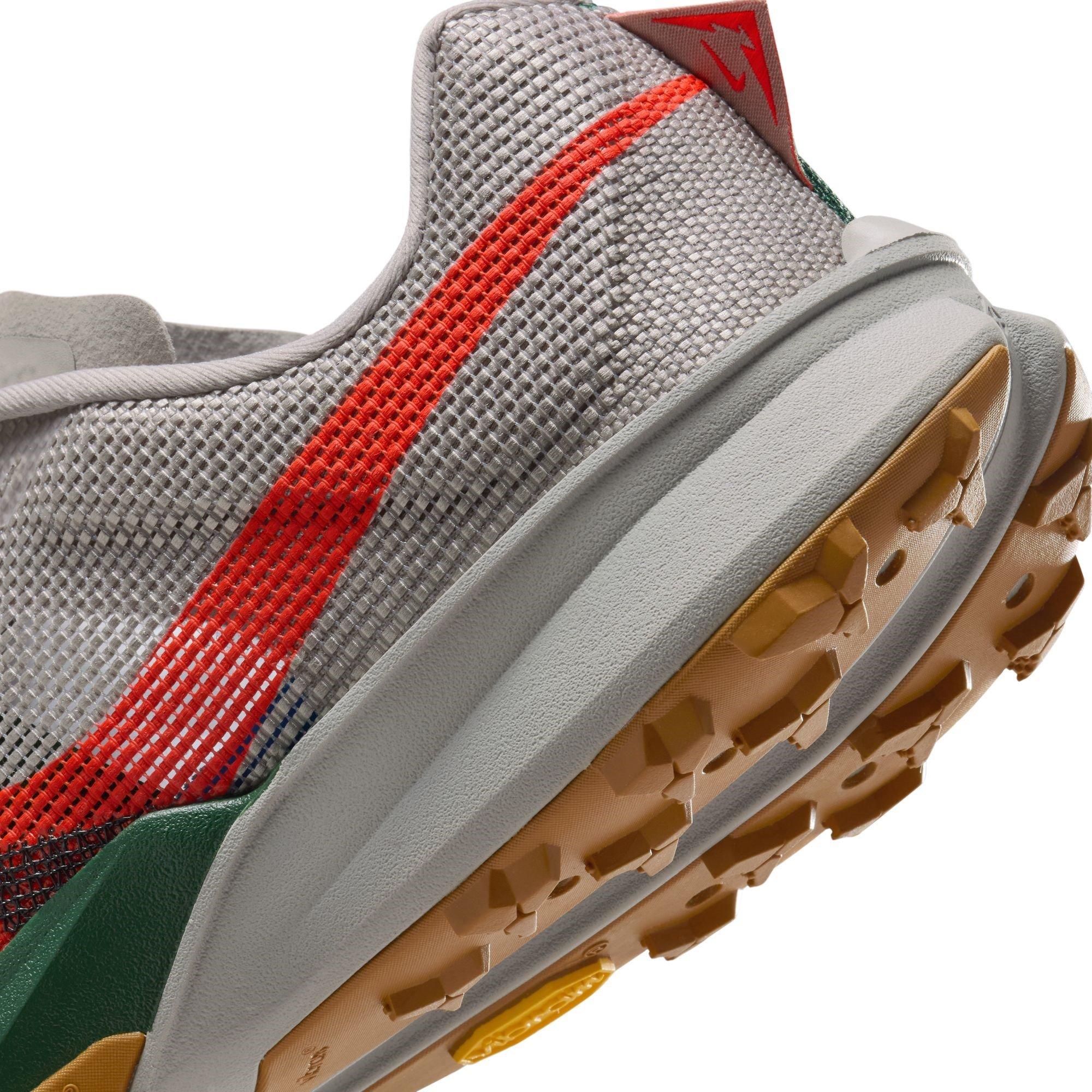 Collg Gry/Crims - Nike - Kiger 10 Trail Running Shoes Mens - 8