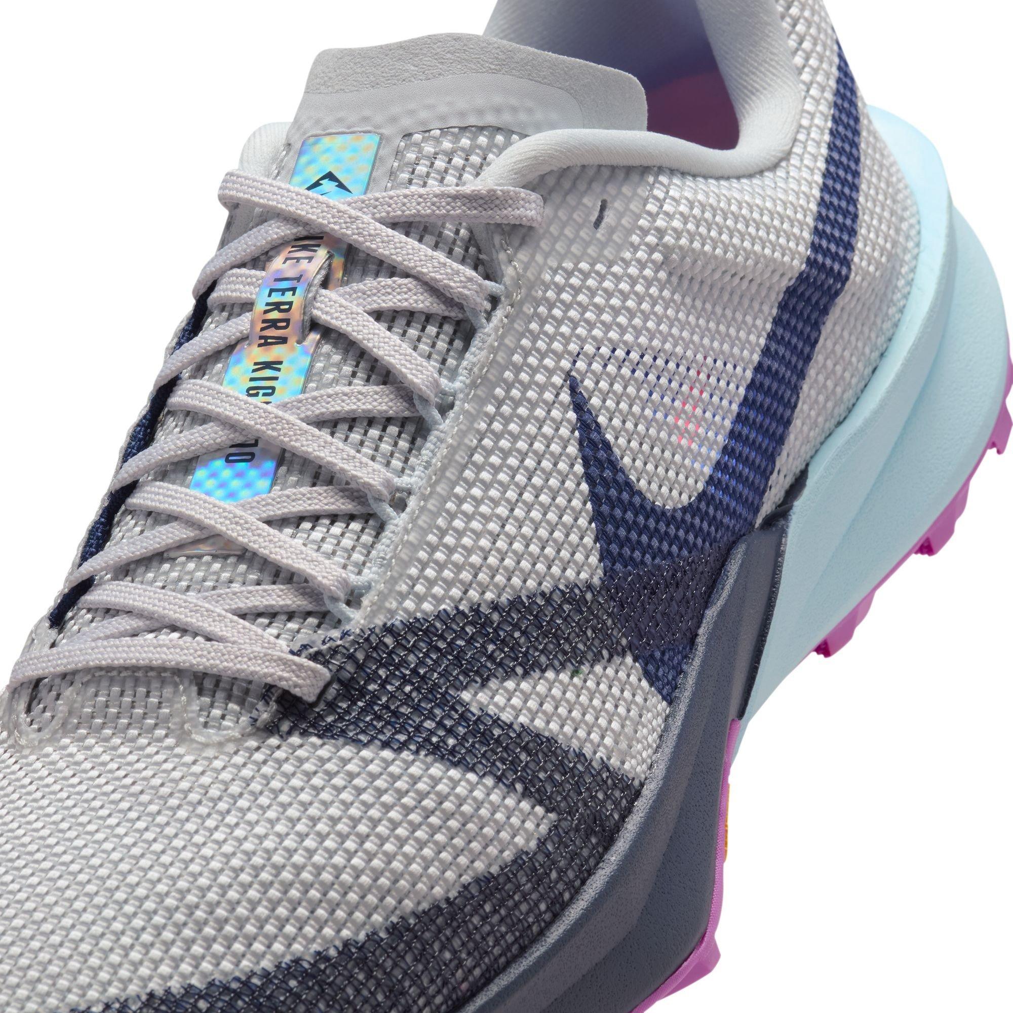 Mtlc Platinum - Nike - Kiger 10 Trail Running Shoes Mens - 7