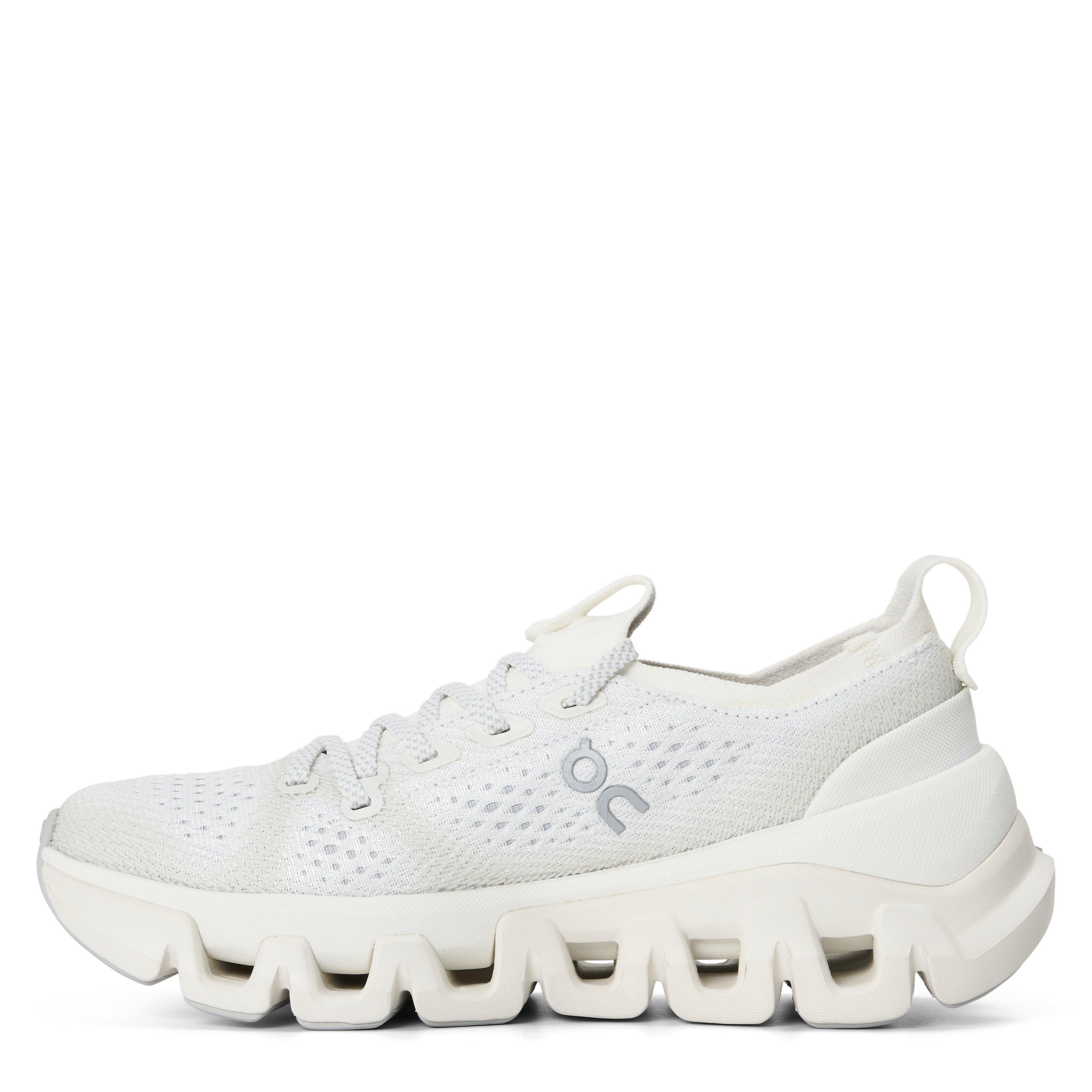 Ivory/Ice - On - On Cloud X Tempo Ld64 - 2