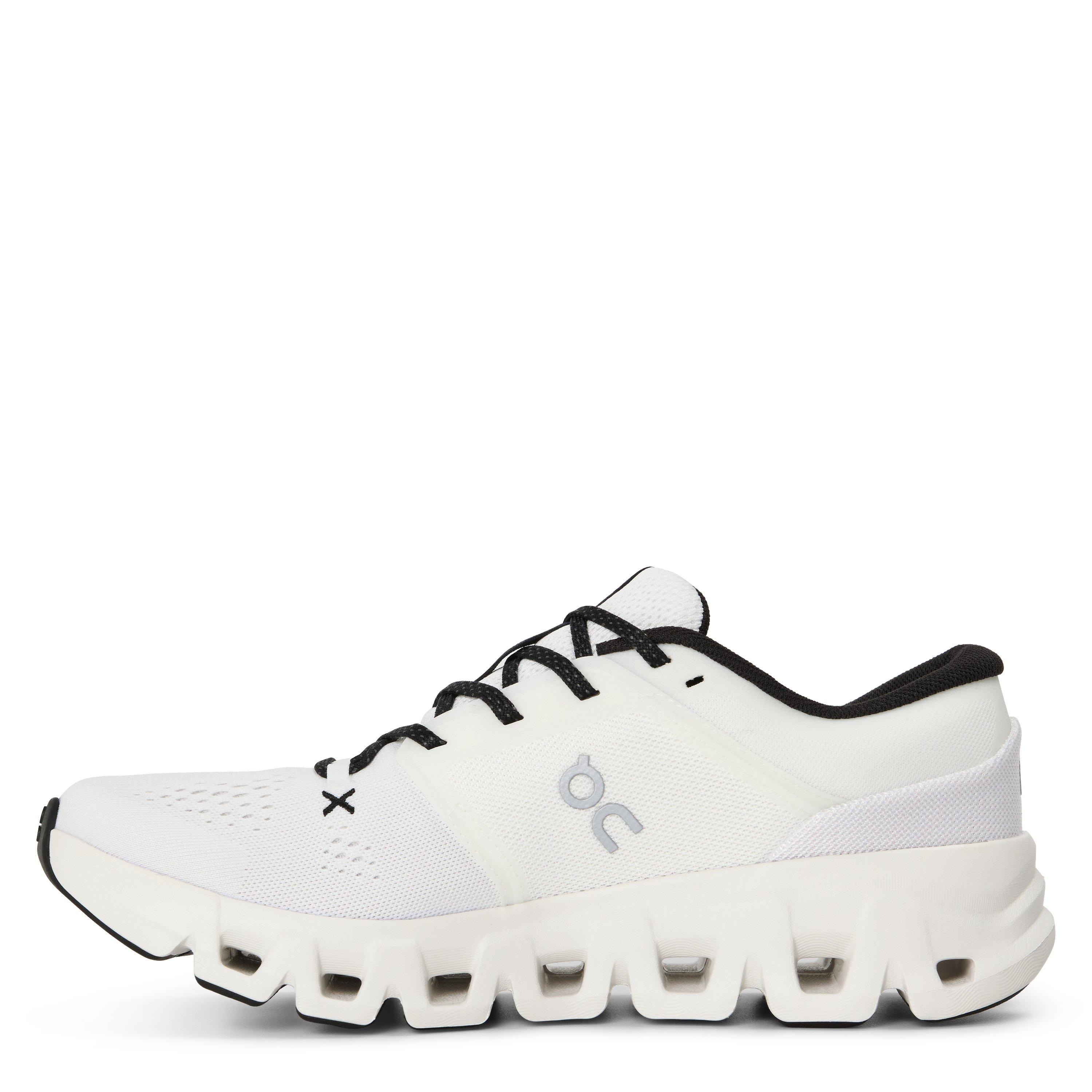 White/Black - On - On Cloud X 5 Ld64 - 2