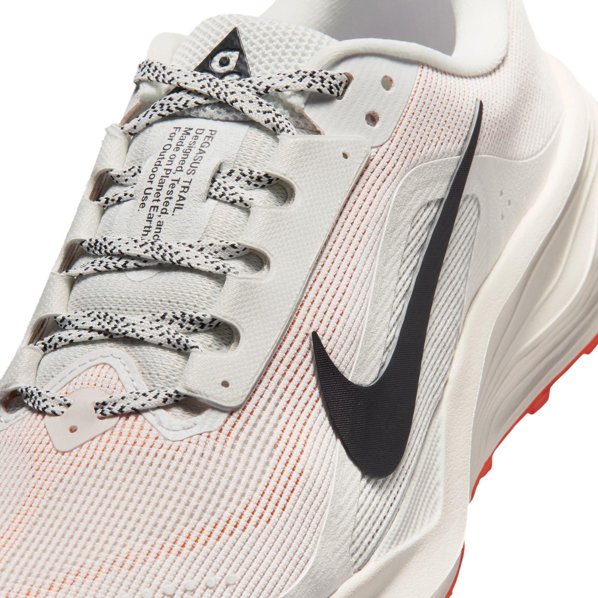 White/Black - Nike - Women's Trail Running Shoes - 7