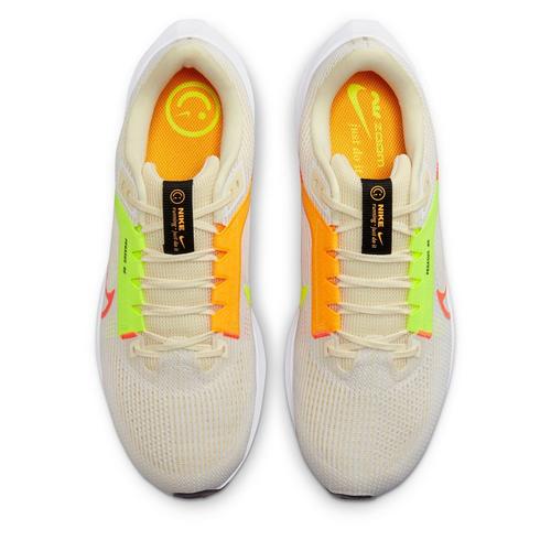 Wht/Milk-Volt - Nike - Air Zoom Pegasus 40 Mens Running Shoes - 6