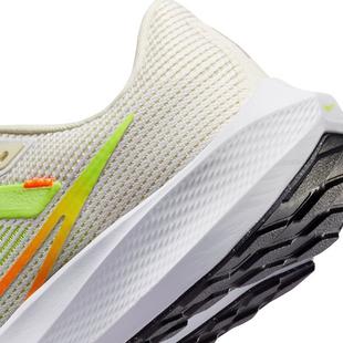 Wht/Milk-Volt - Nike - Air Zoom Pegasus 40 Mens Running Shoes - 8