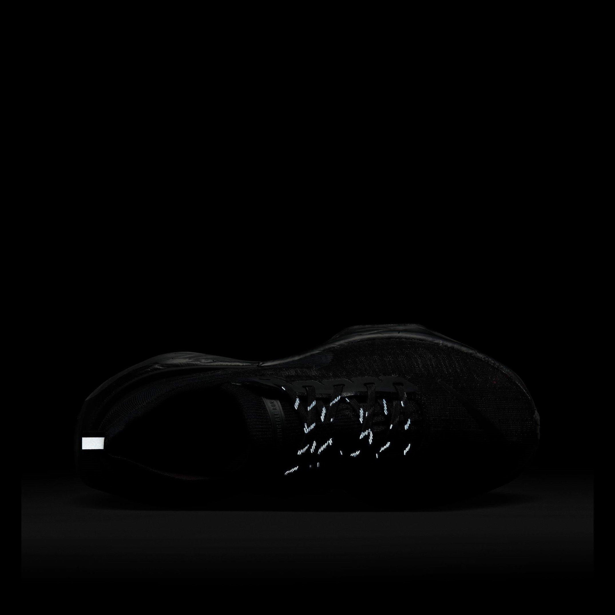 Crno/Crno - Nike - Invincible 3 Road Running Shoes Mens - 12