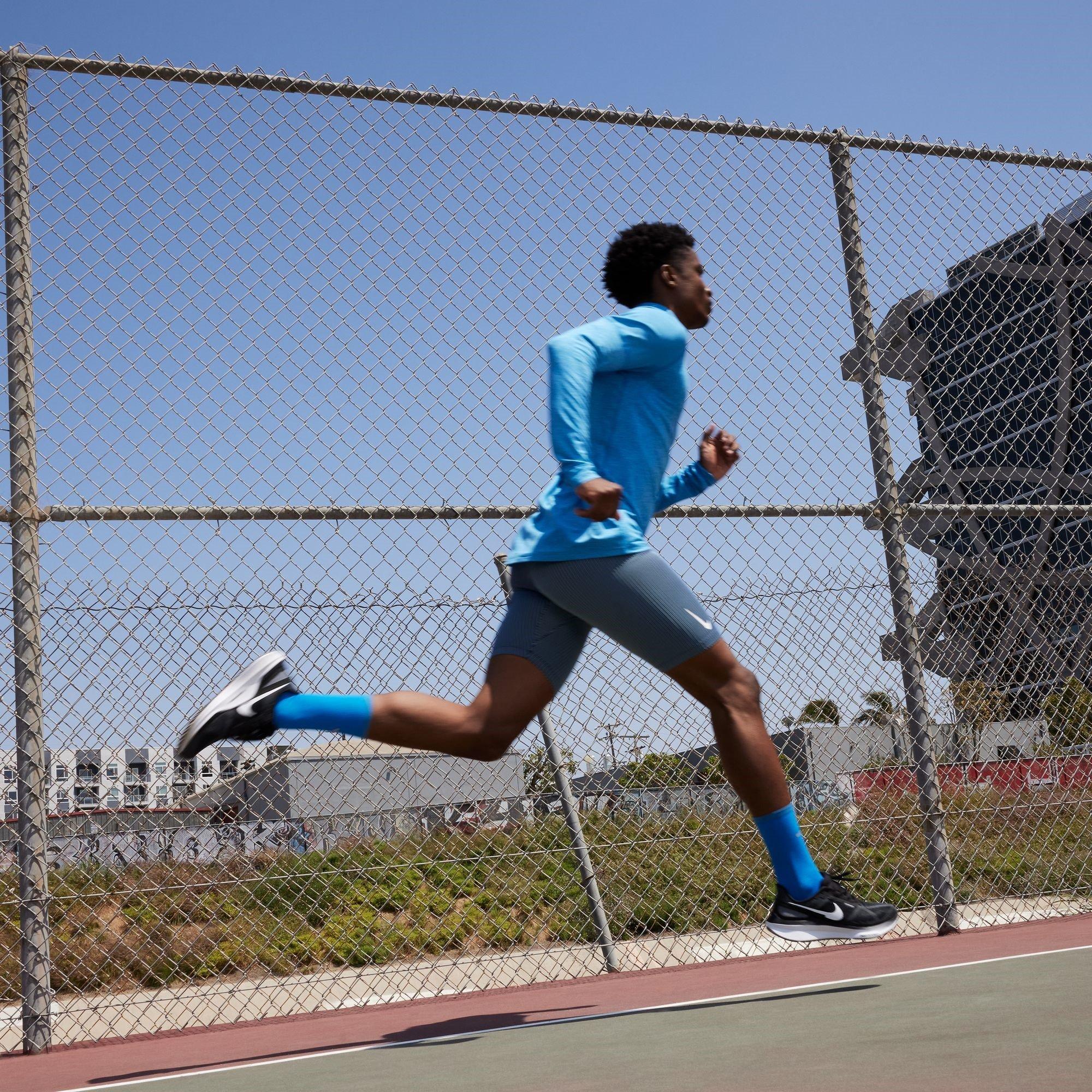 Zwart/Wit - Nike - Structure 25 Road Running Shoes Mens - 11