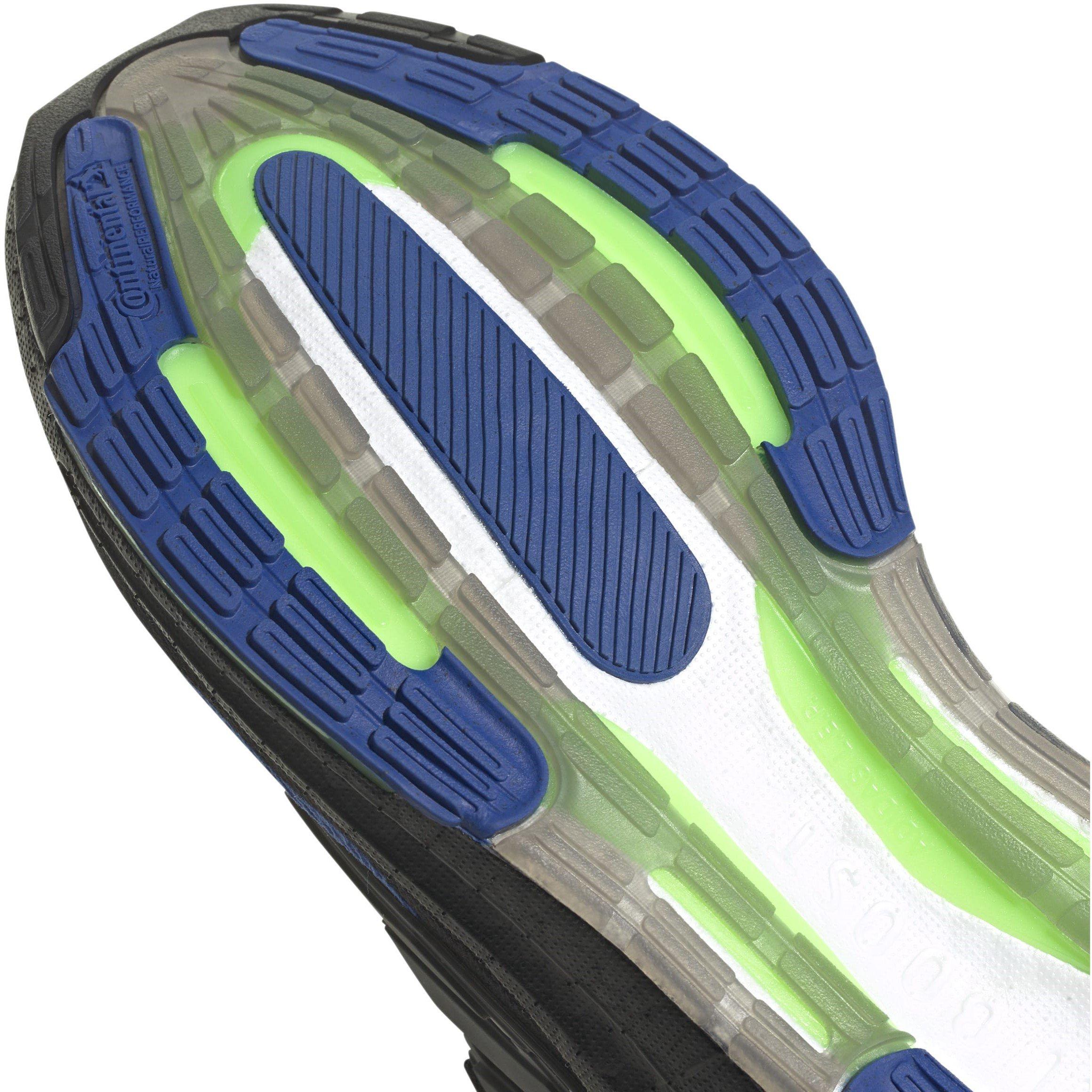 Zwart - adidas - Ultraboost Light Everyday Neutral Road Running Shoes - 7