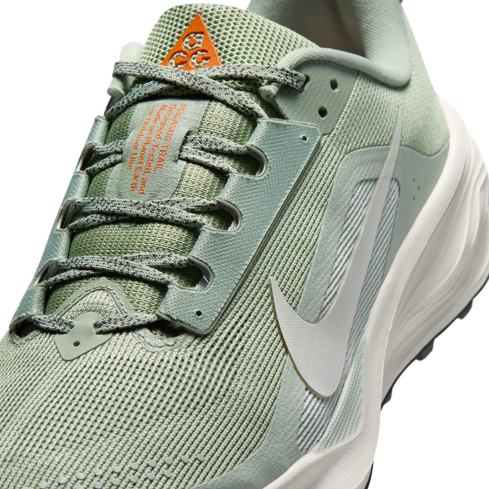 Jade Horizon - Nike - Mens Nike Pegaus 42s Running Shoes - 8