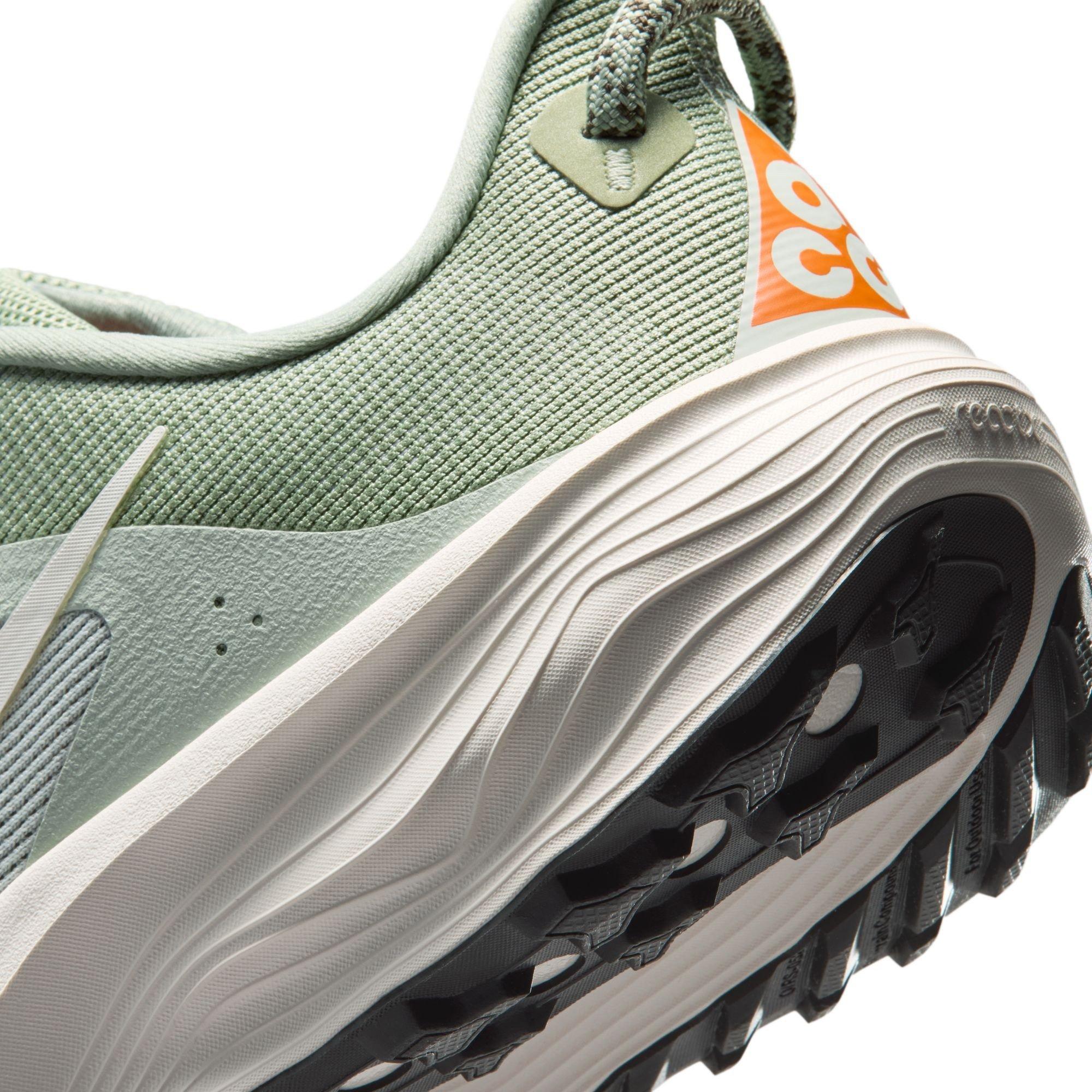Jade Horizon - Nike - Mens Nike Pegaus 42s Running Shoes - 9